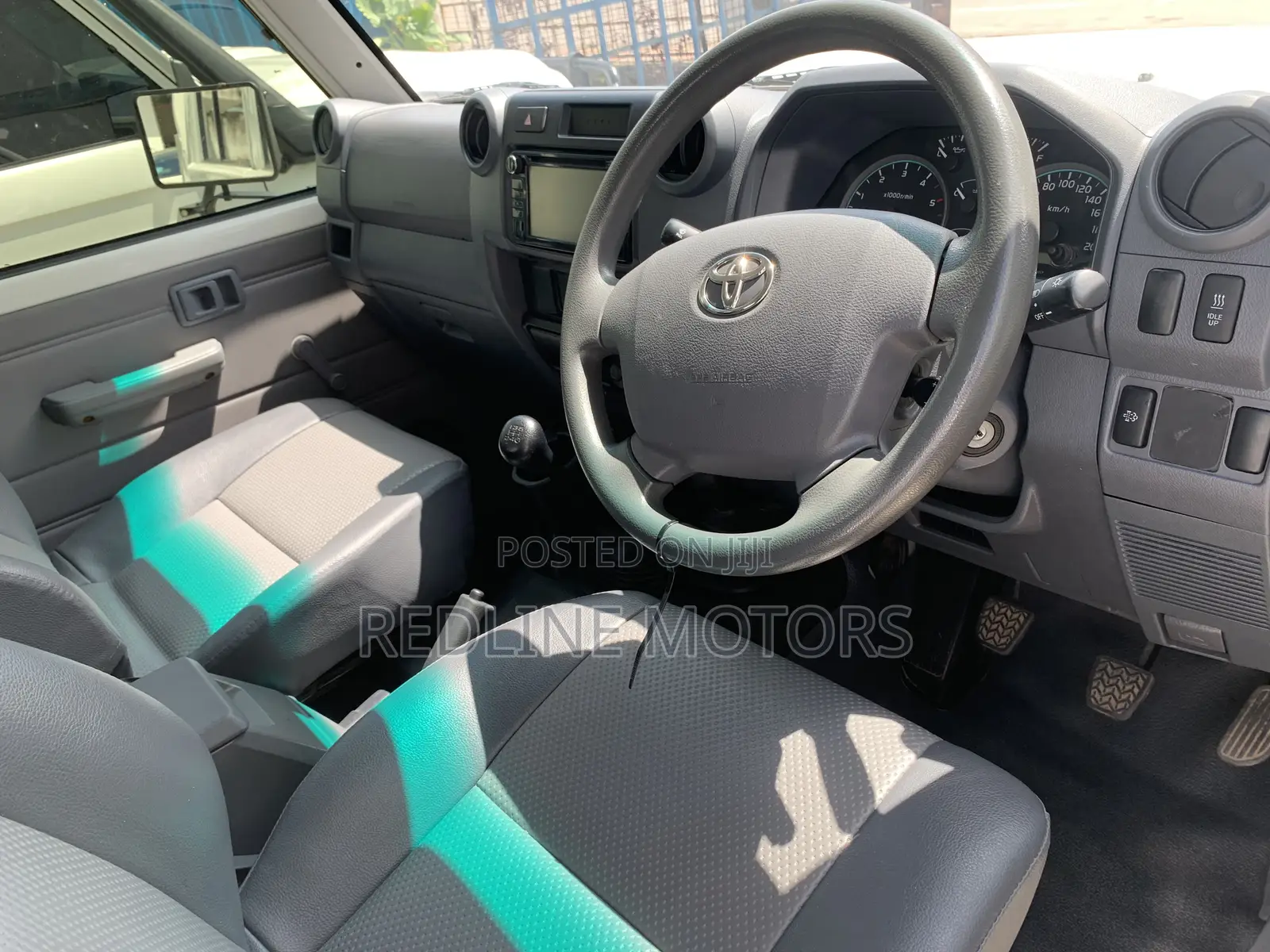 Toyota Land Cruiser 4.5 V8 TD 2019 Off white