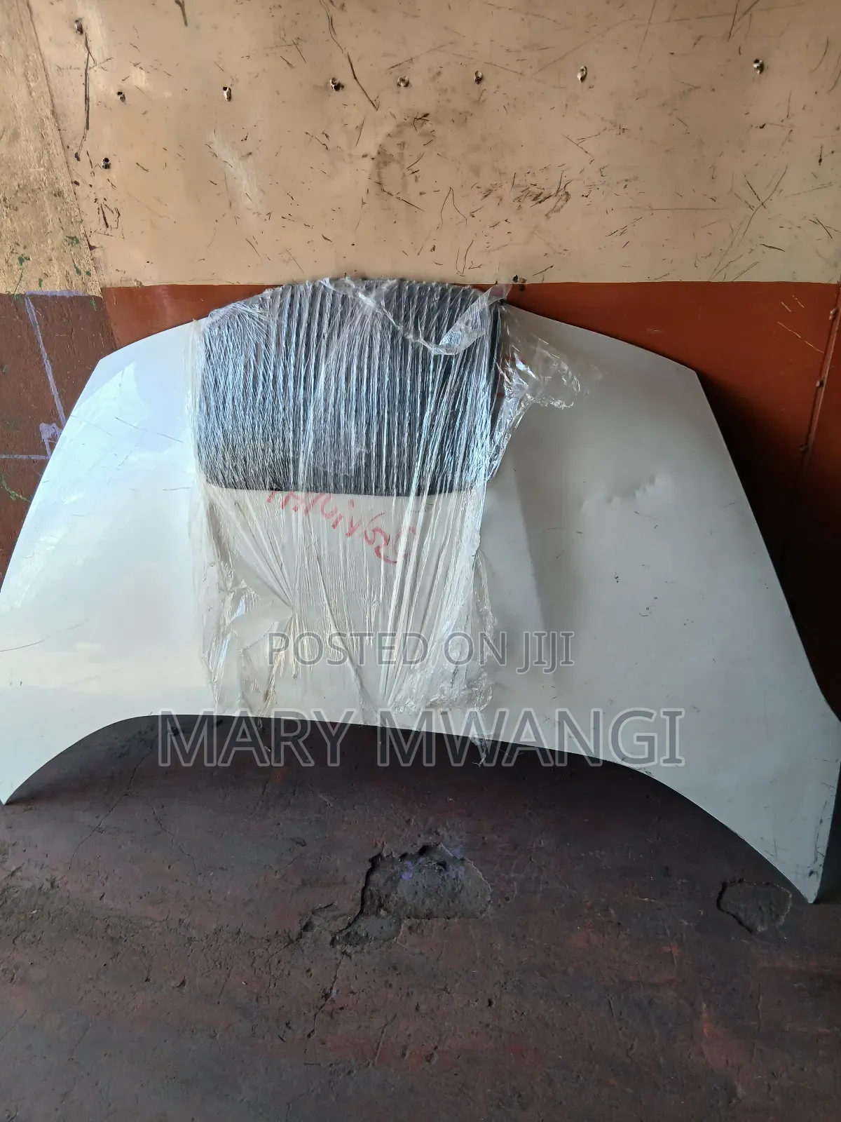 Honda Fit Shuttle 2012 Bonnet