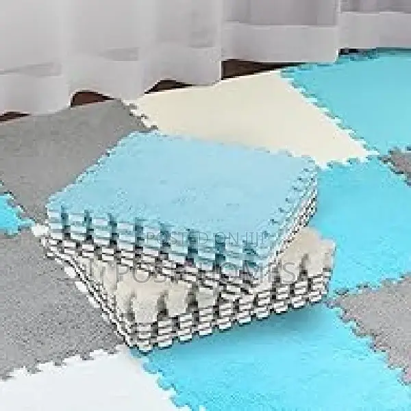 Blue /Brown Interlocking Push Carpets