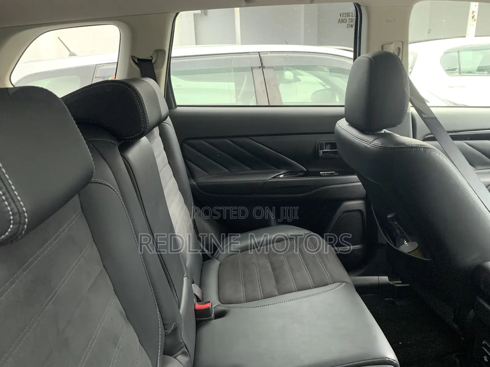 Mitsubishi Outlander PHEV 2018 Silver