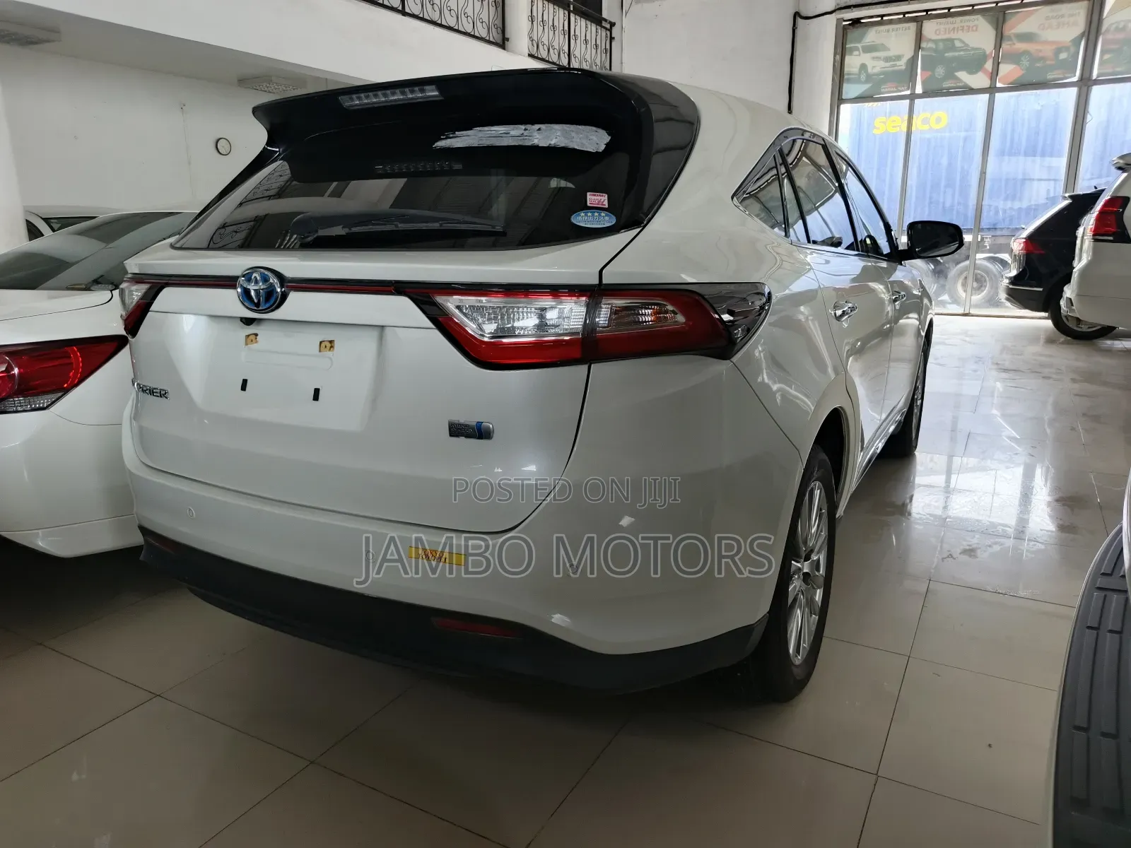 Toyota Harrier 2.5 Hybrid 4WD 2019 White