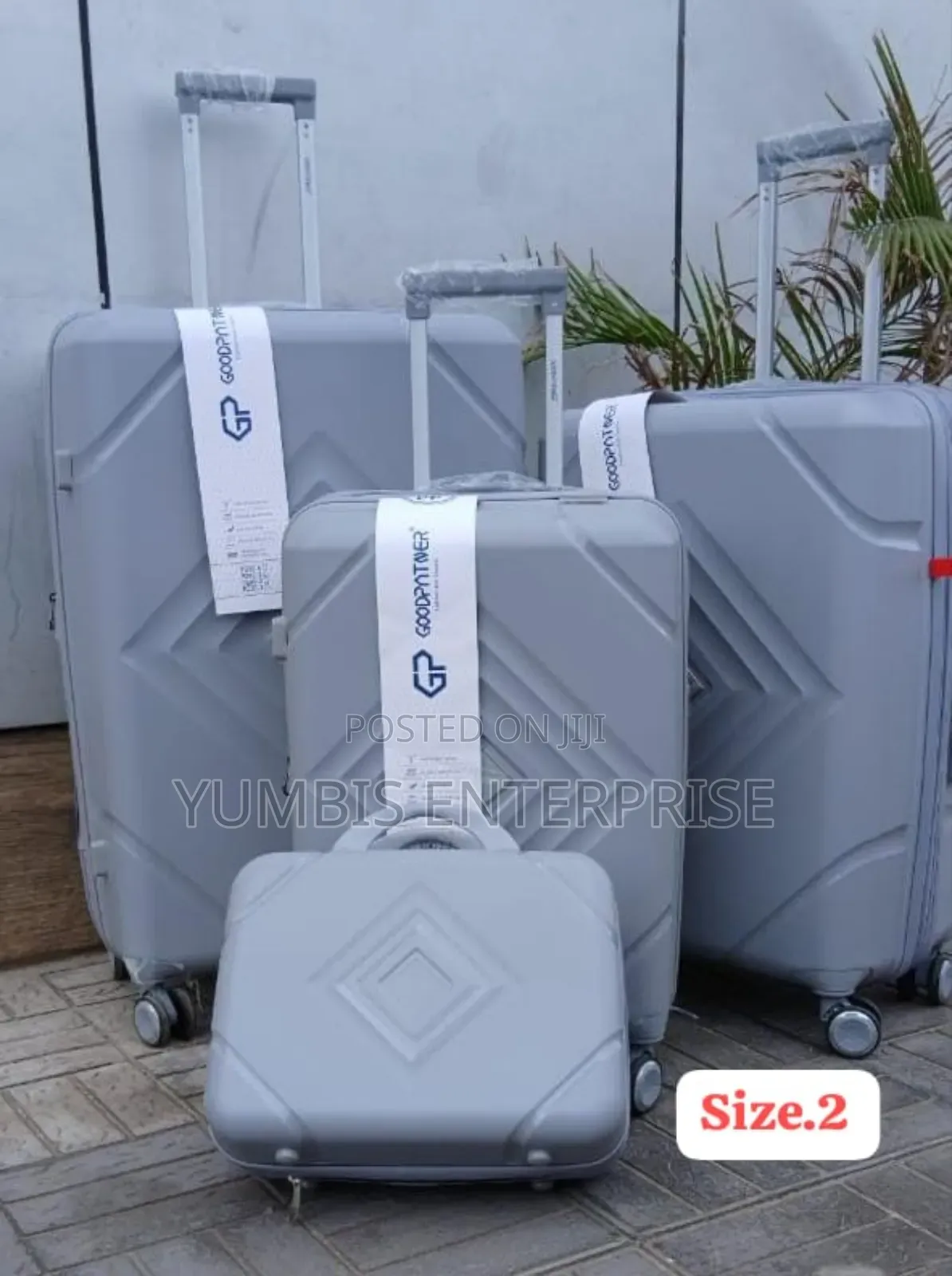 4 in 1 Size 29/2 Rubber Suitcase Set at 9500