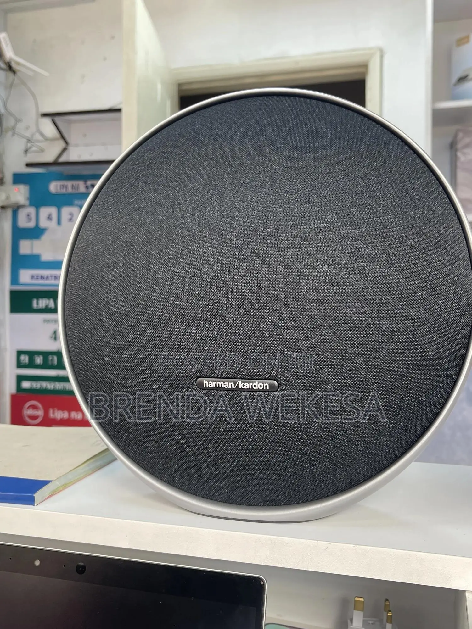 Harman Kardon Onyx Studio 9
