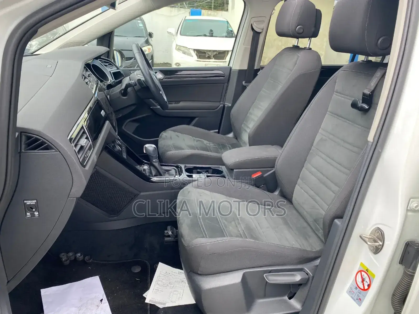 Volkswagen Touran 2018 Pearl