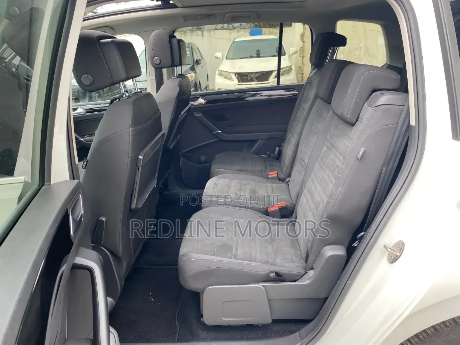 Volkswagen Touran 2018 Pearl