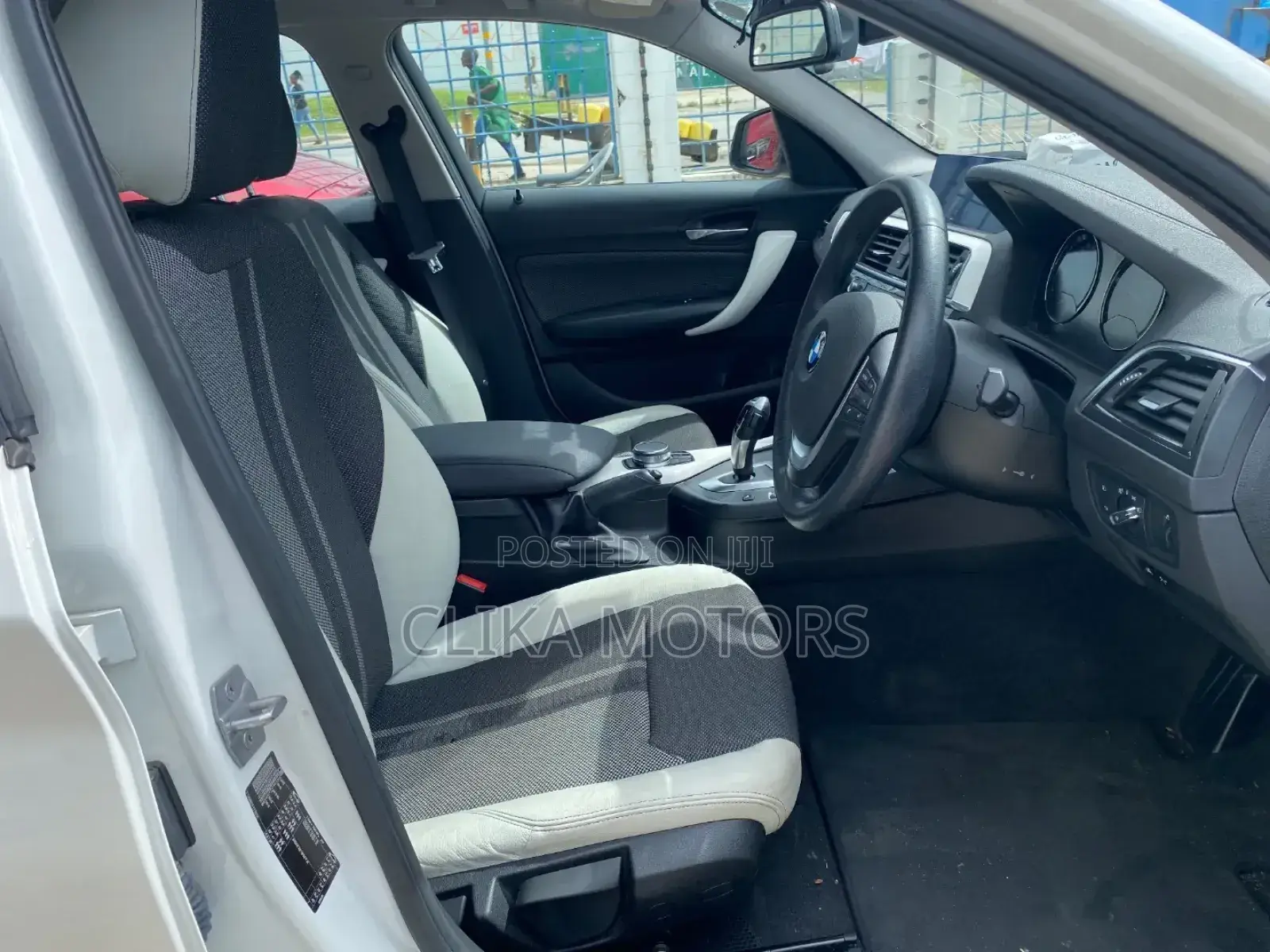 BMW 118i 2018 Pearl