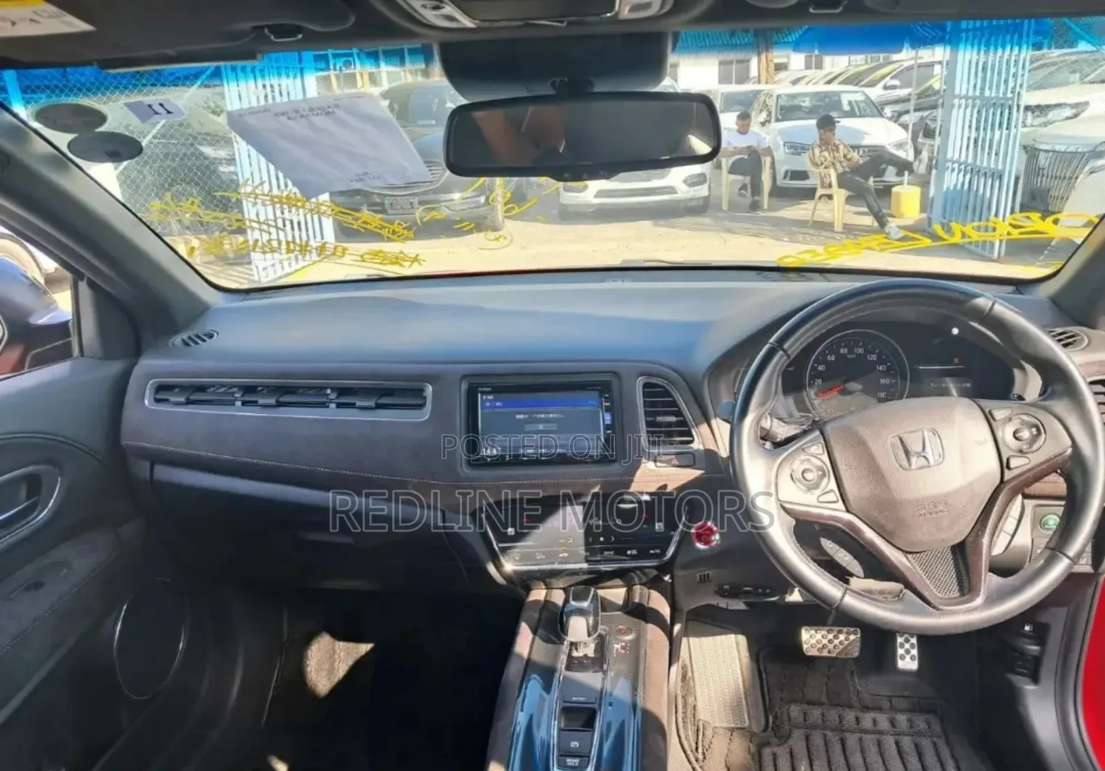Honda Vezel 2018 Red