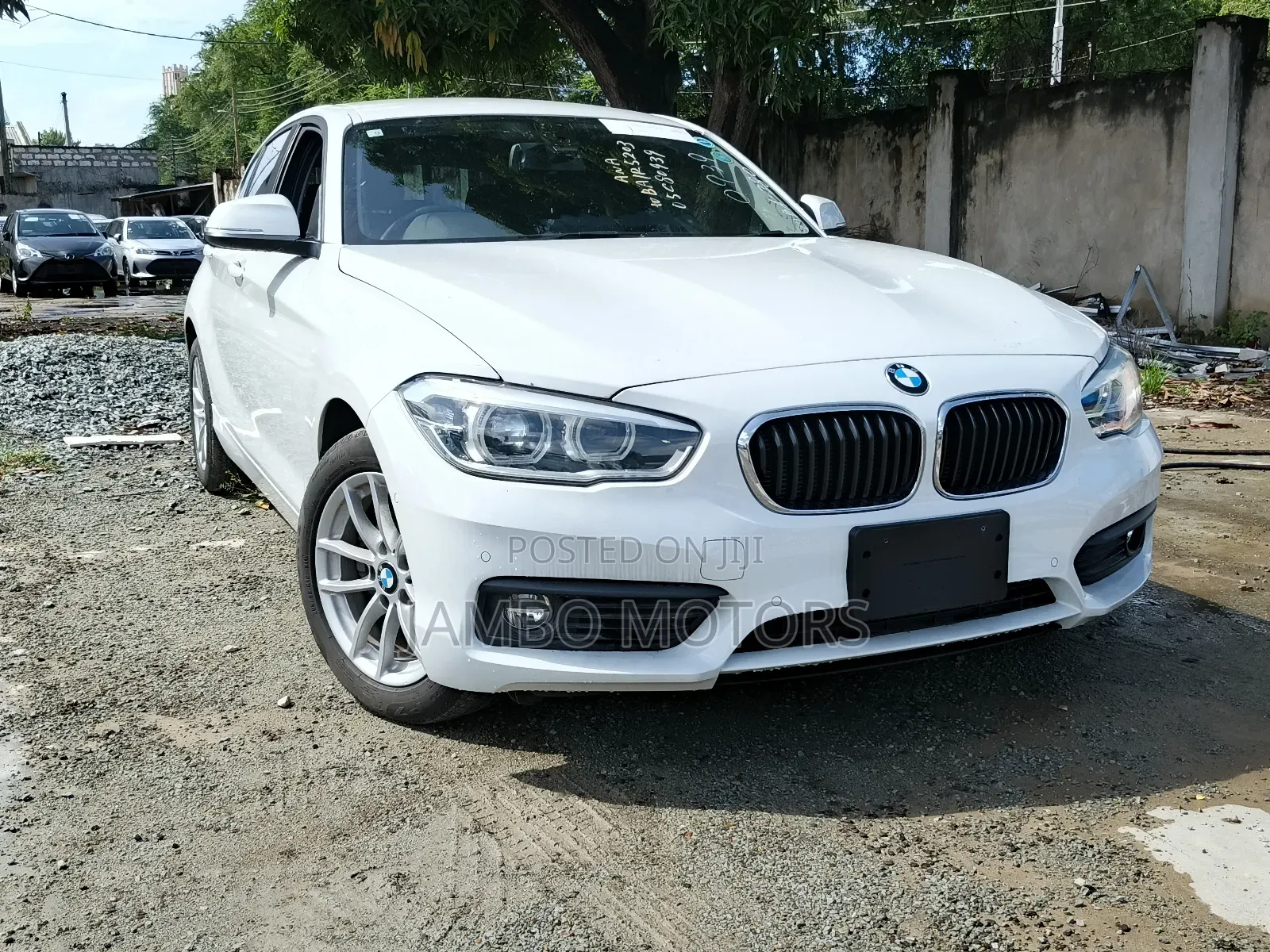 BMW 118i 2019 White