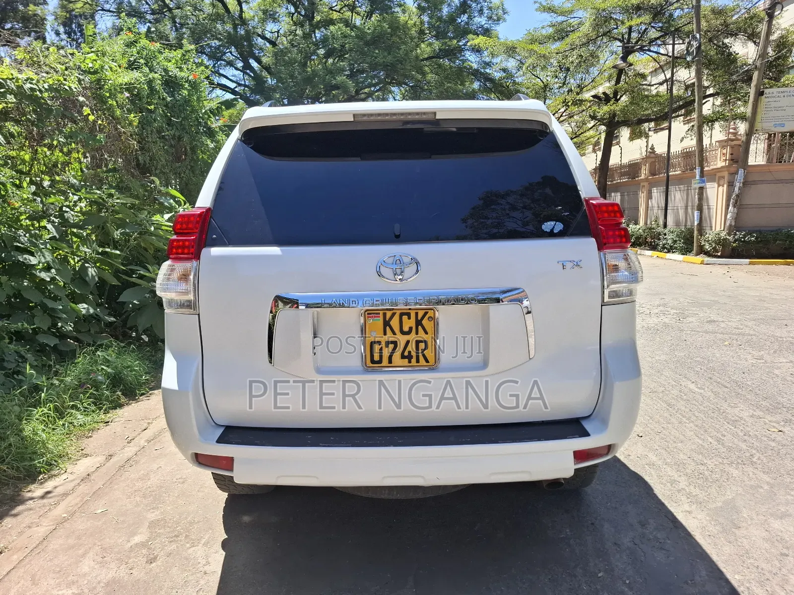 Toyota Land Cruiser Prado 2.7 i 2010 White