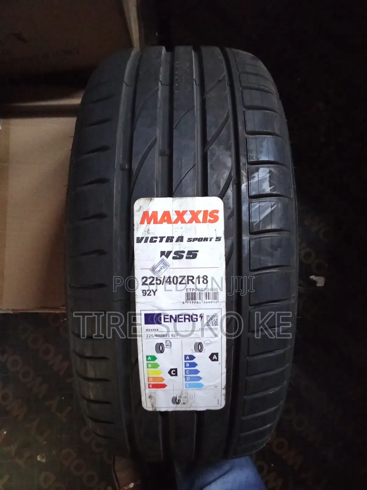 225/40 R18 Maxxis Vs5