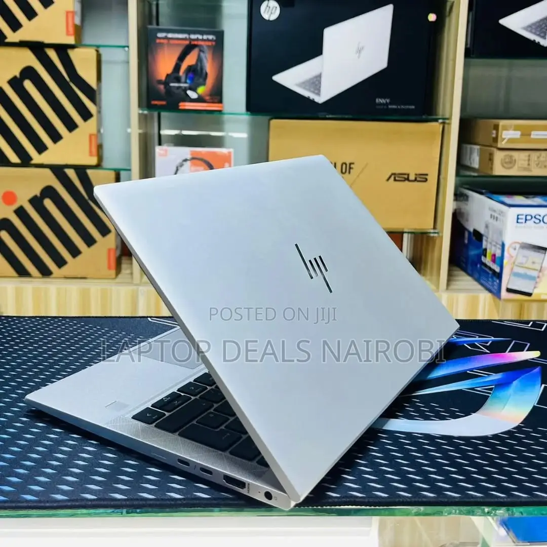 Laptop HP EliteBook 830 G8 16GB Intel Core I5 SSD 256GB
