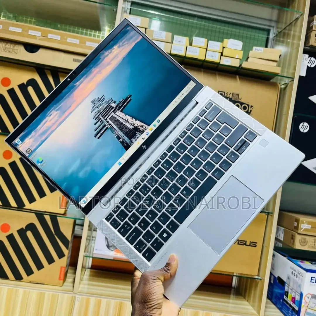 Laptop HP EliteBook 830 G8 16GB Intel Core I5 SSD 256GB
