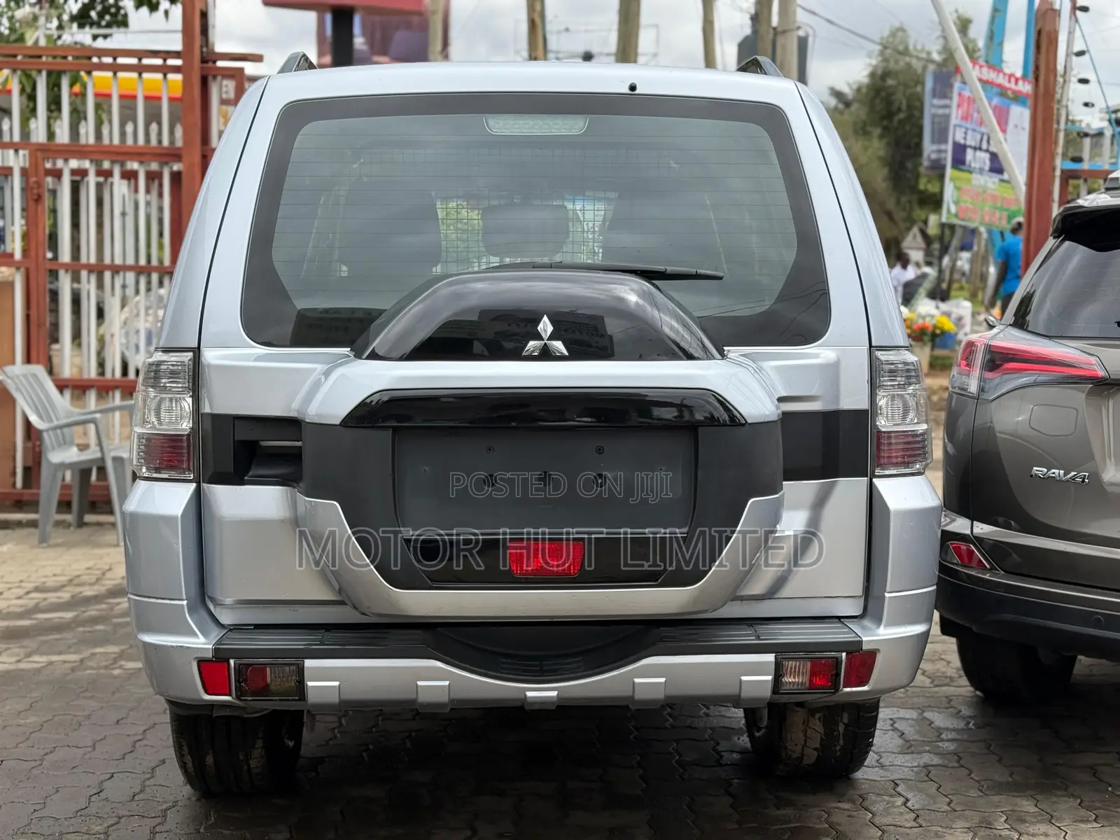 Mitsubishi Shogun 2017 Silver
