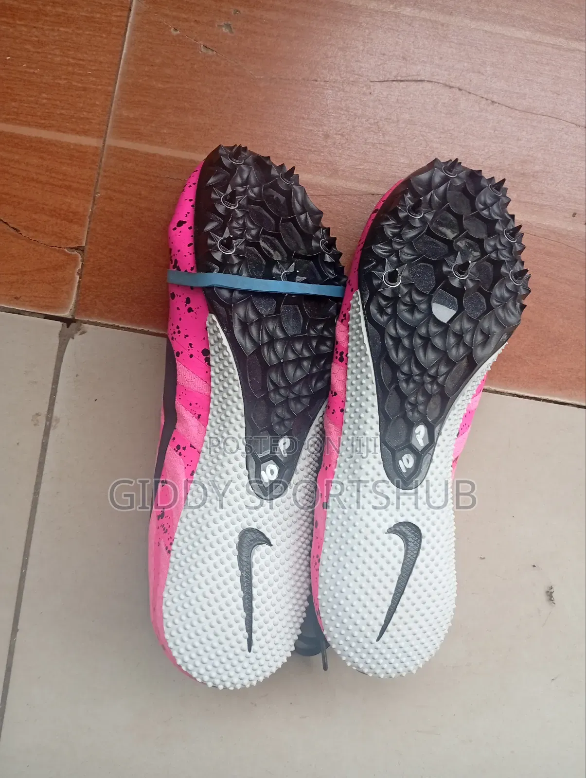 Shoes for Running [Sprinters]Mtumba