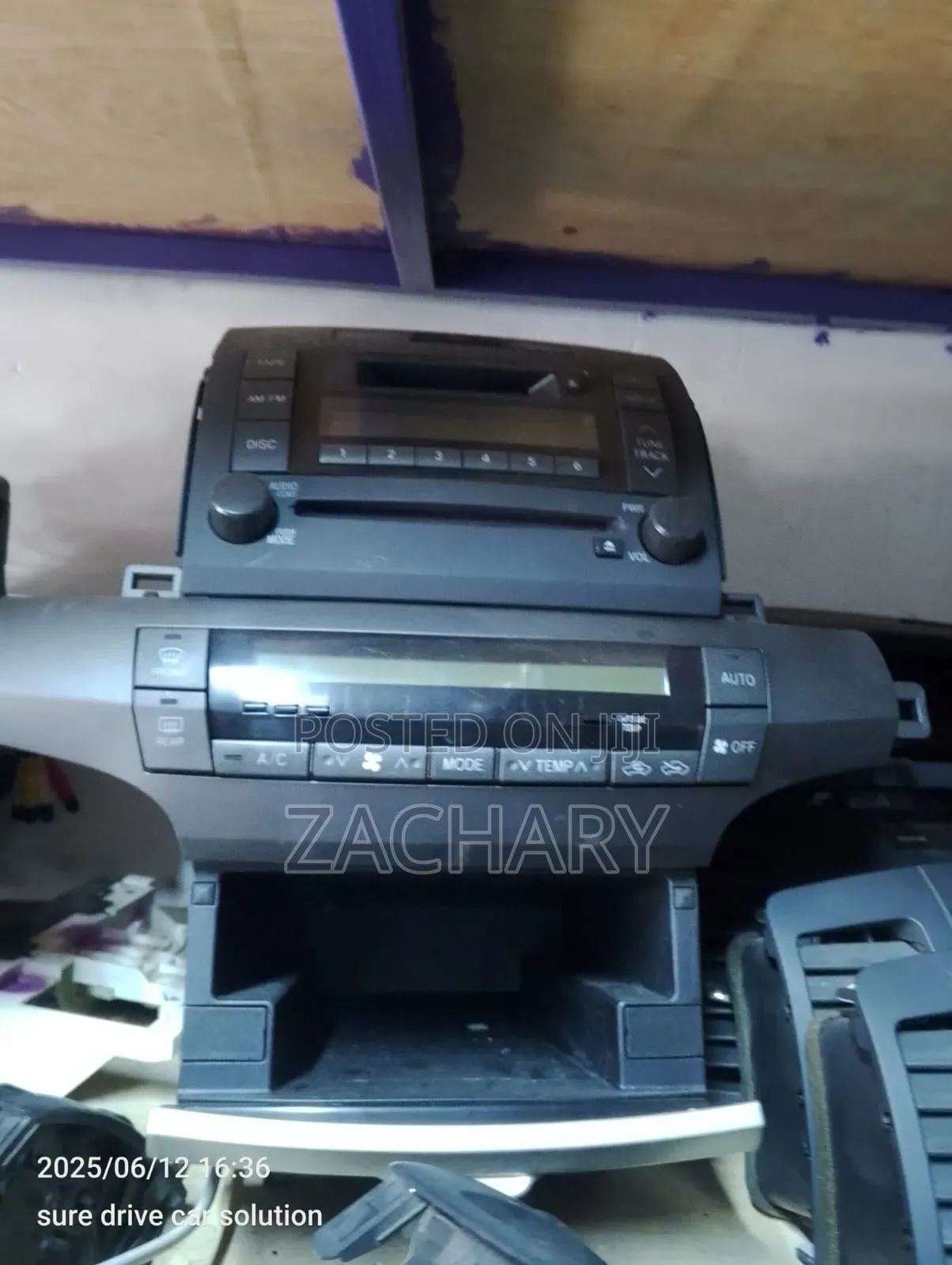 Radio Premio 240