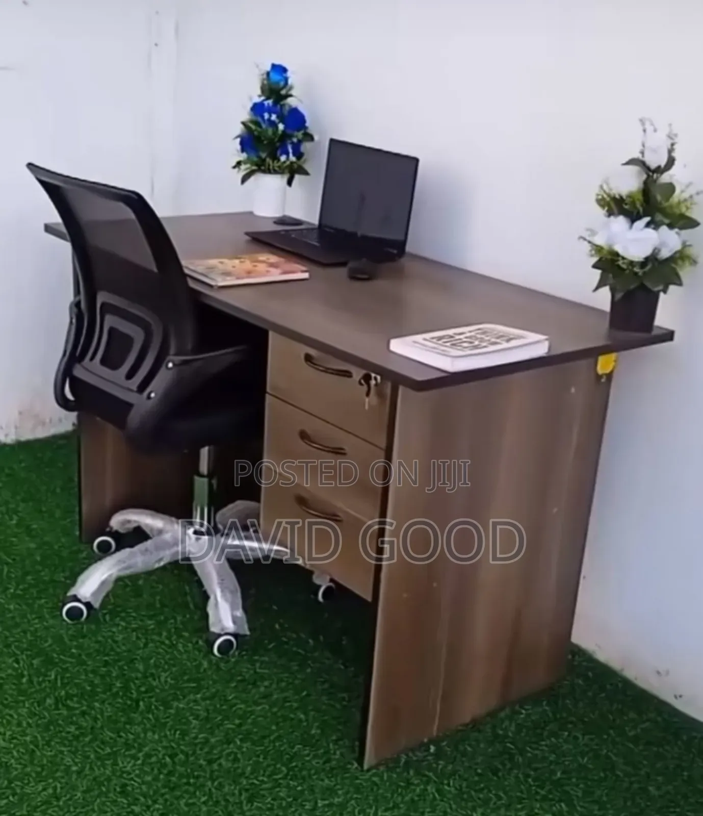 1.2m Table and a Seat