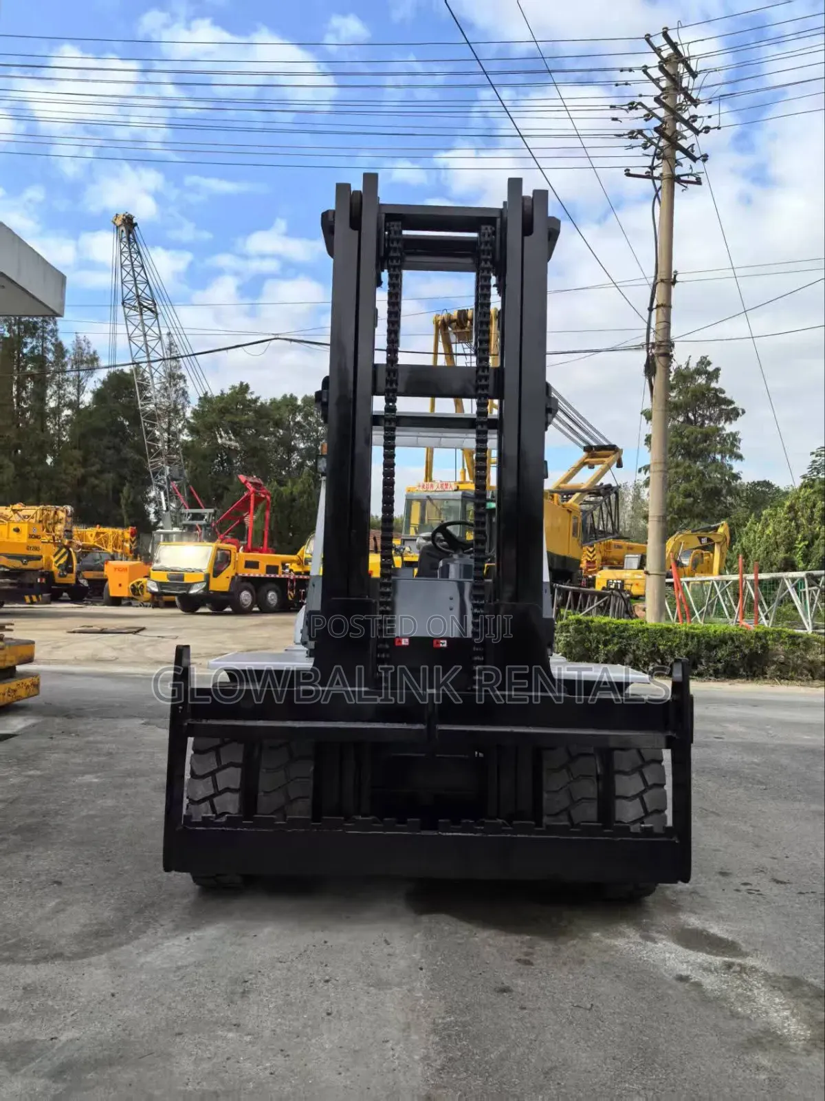 10 Tons Forklift for Hire