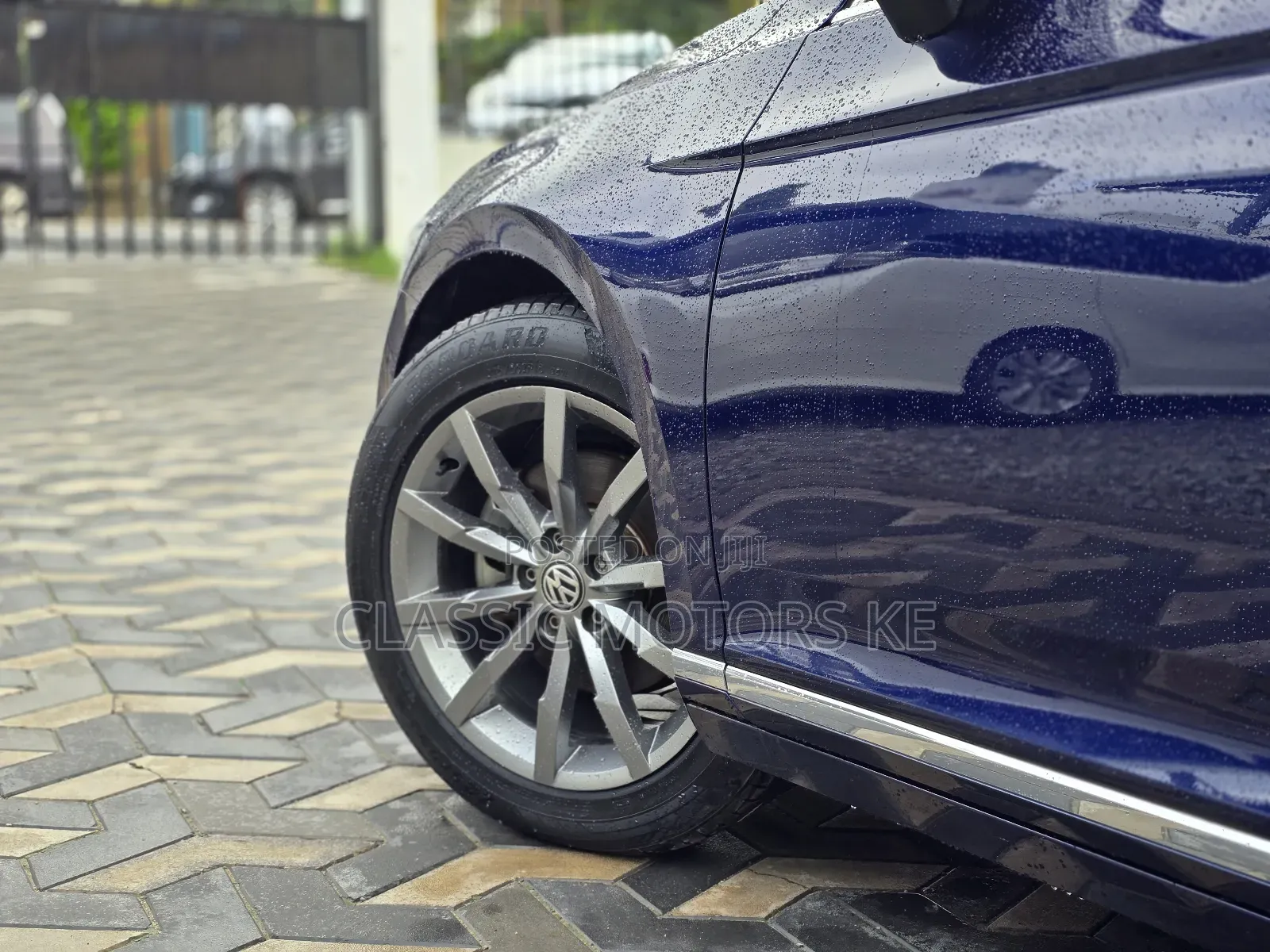 Volkswagen Passat 2018 Blue