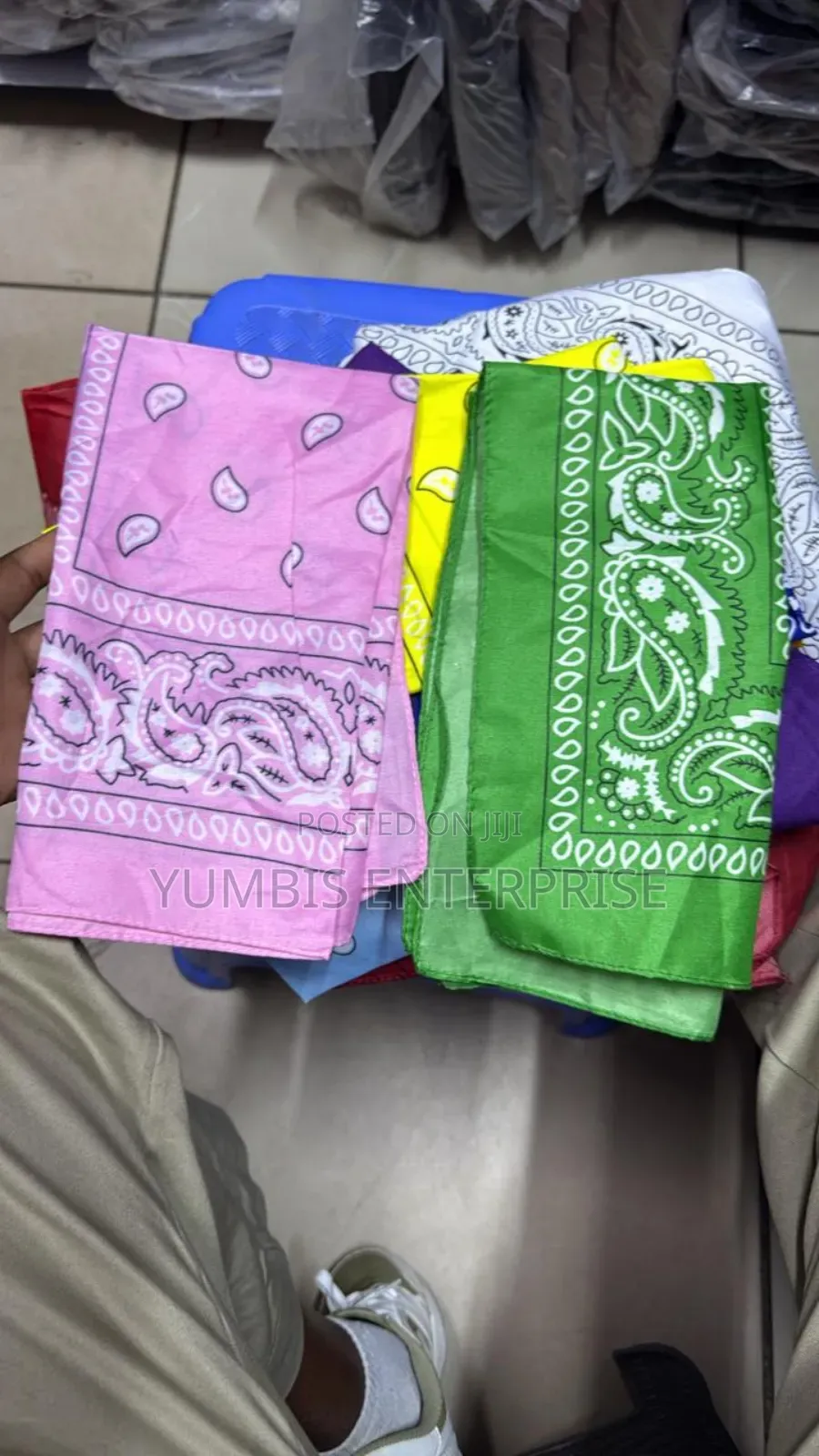 Black,Pink,Green Badana Colors