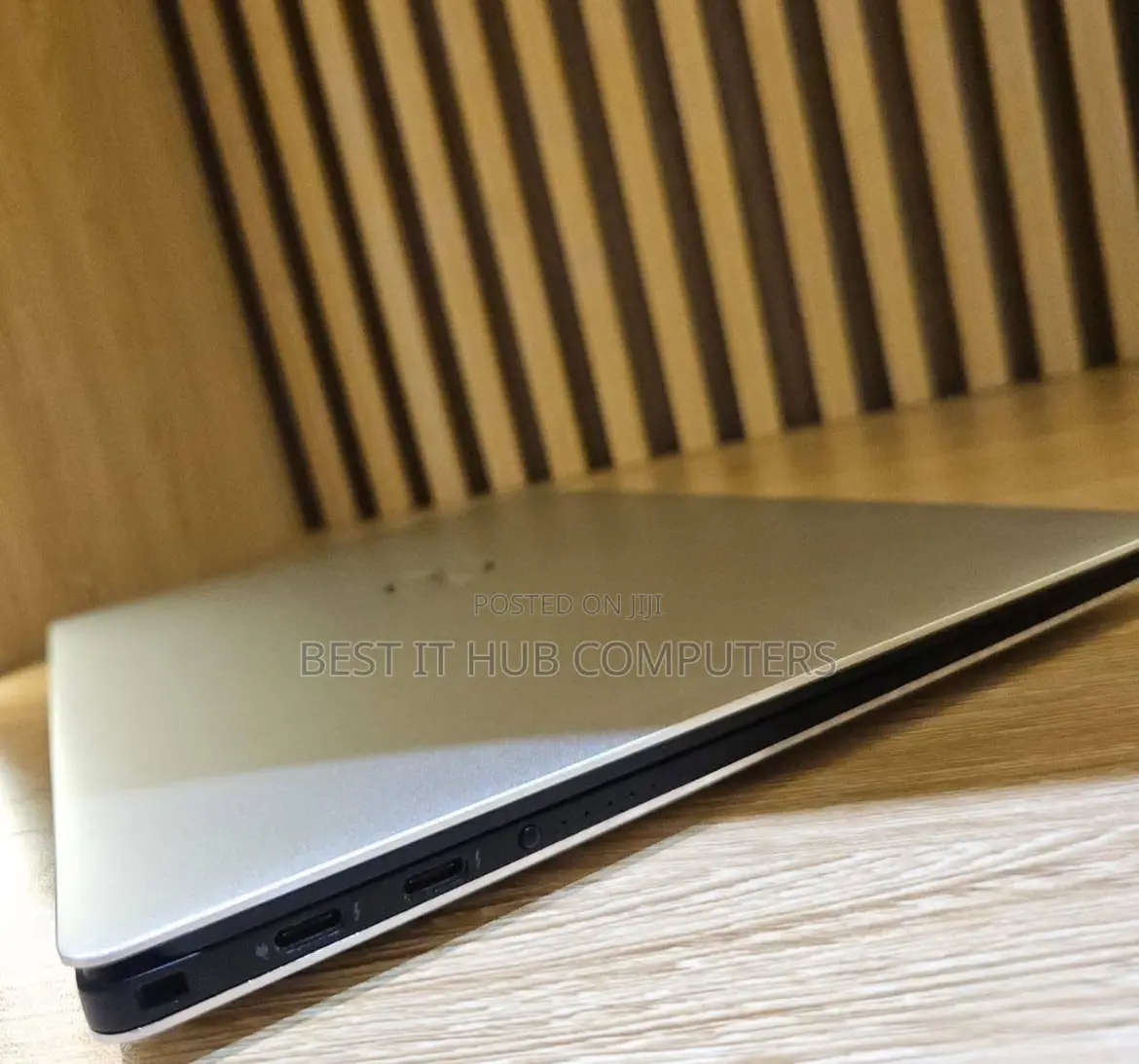 Laptop Dell XPS 13 7390 8GB Intel Core i5 SSD 256GB