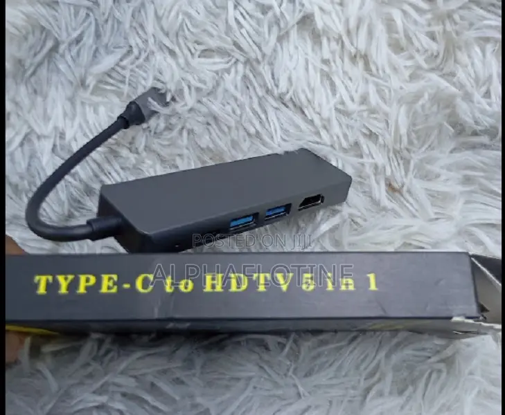 Type-C to HDTV 5 in 1 Multiport Adapter