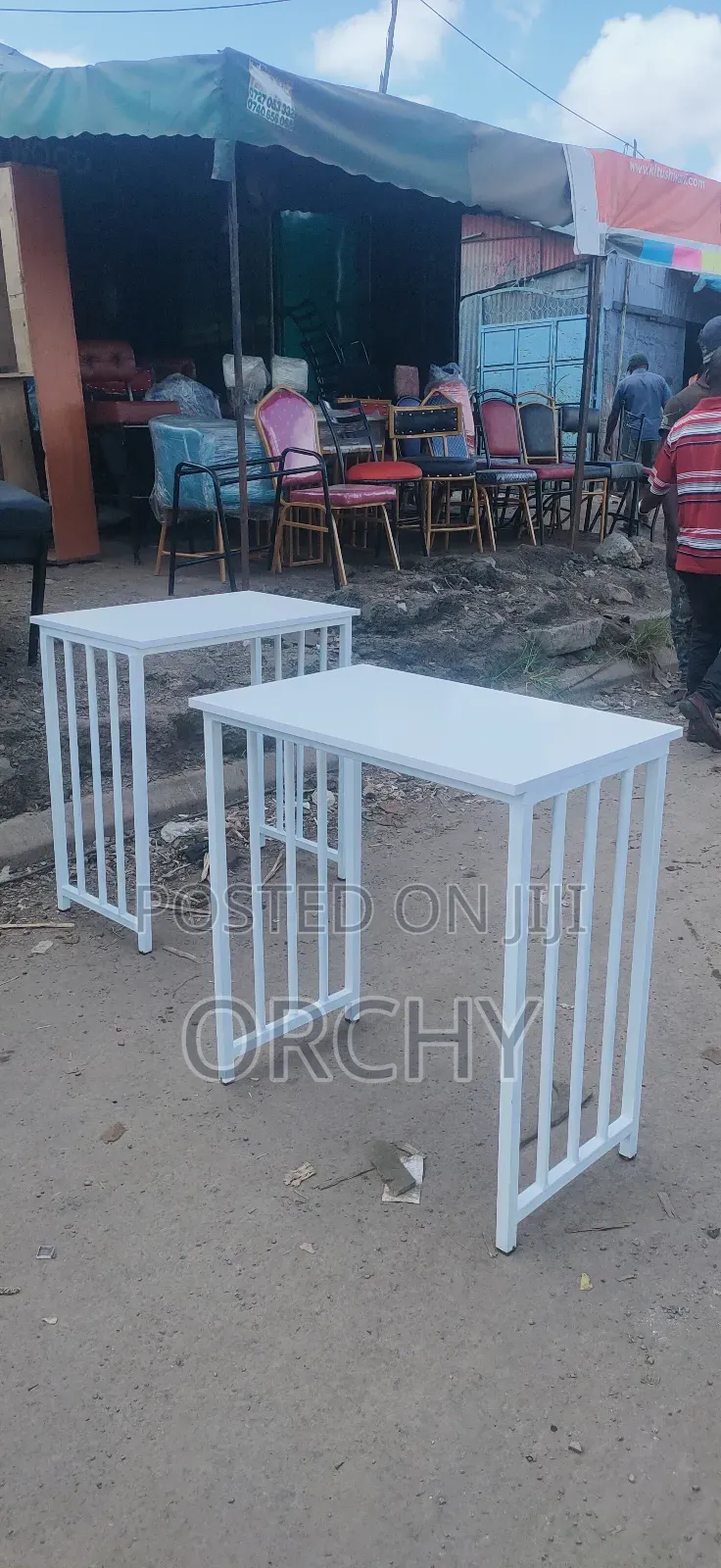 Manicure Table