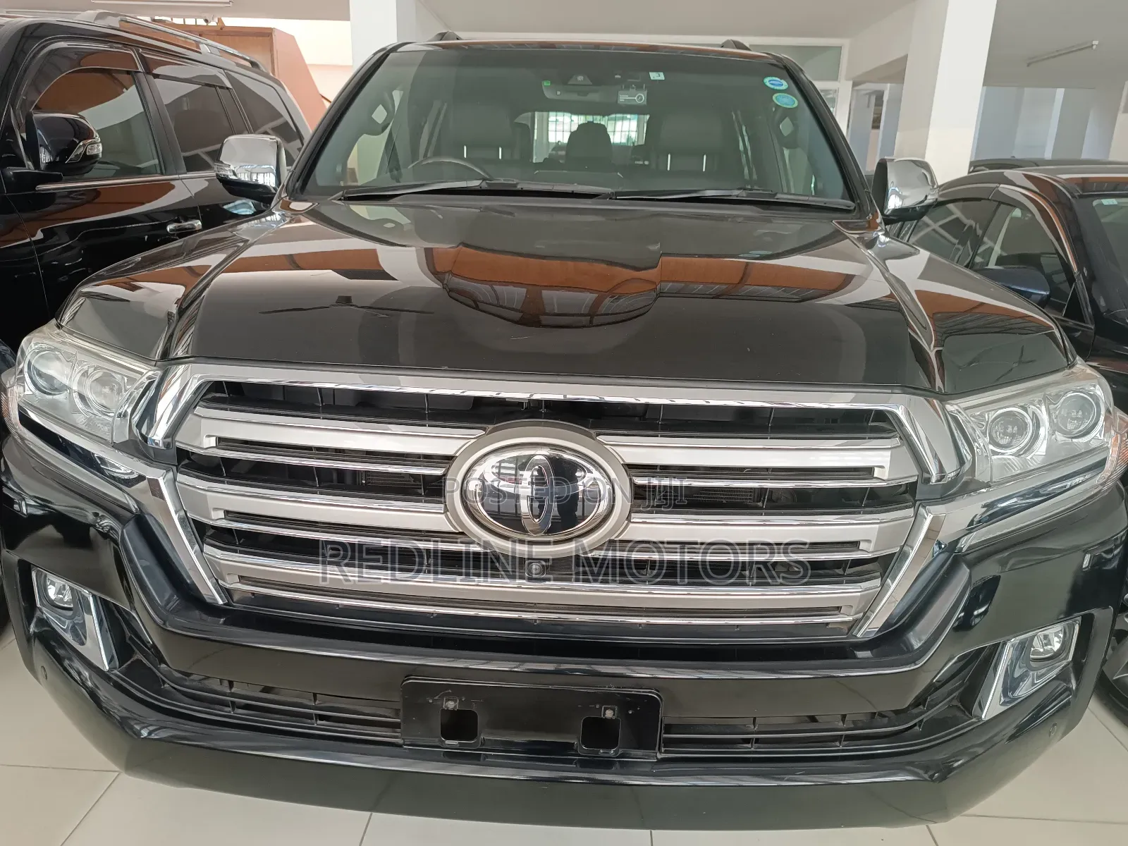 Toyota Land Cruiser 4.6 V8 ZX 2018 Black