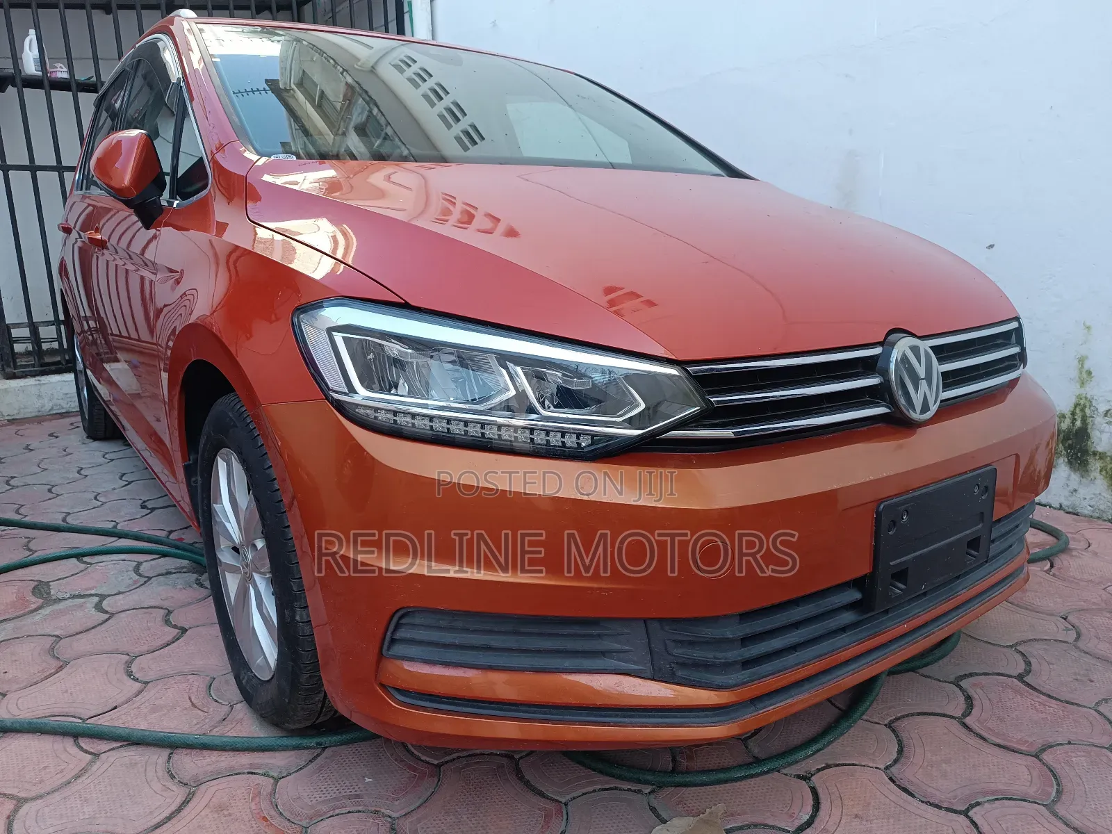 Volkswagen Touran 2018 Orange