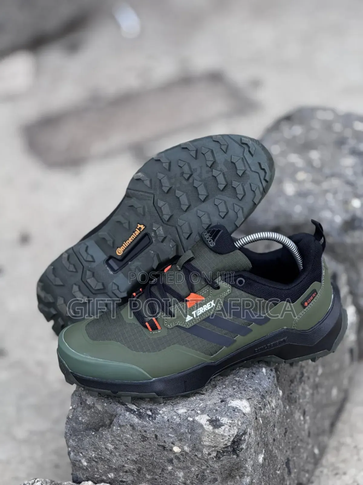 Junglegreen,Black,Blue And Brown (Terrex) Addidas*