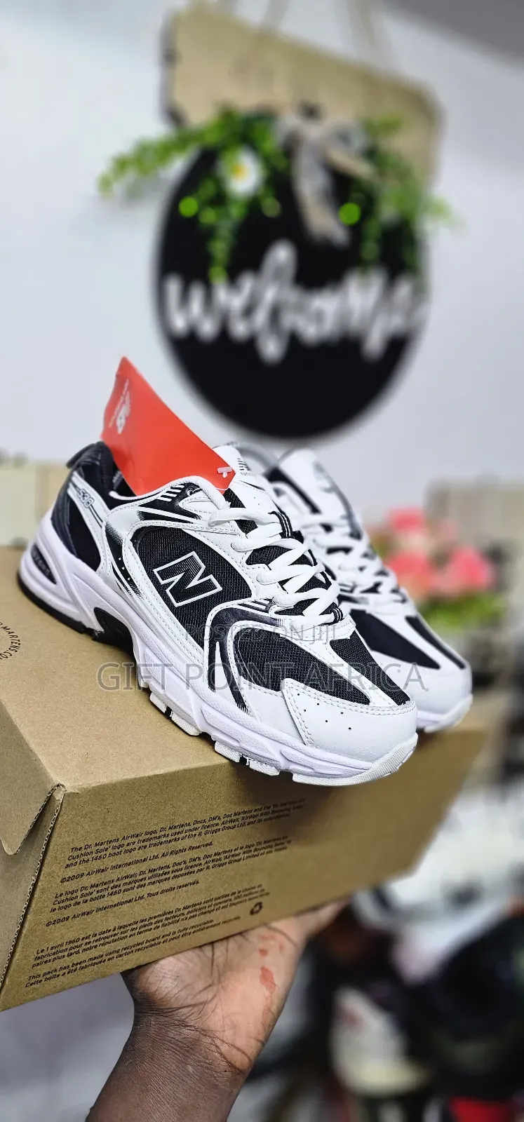 Black White New Balance 530 Unisex Sneakers