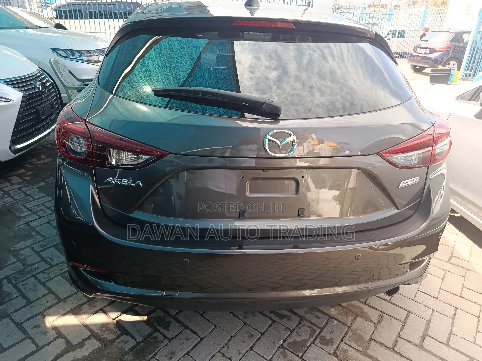 Mazda Axela 2018 Gray