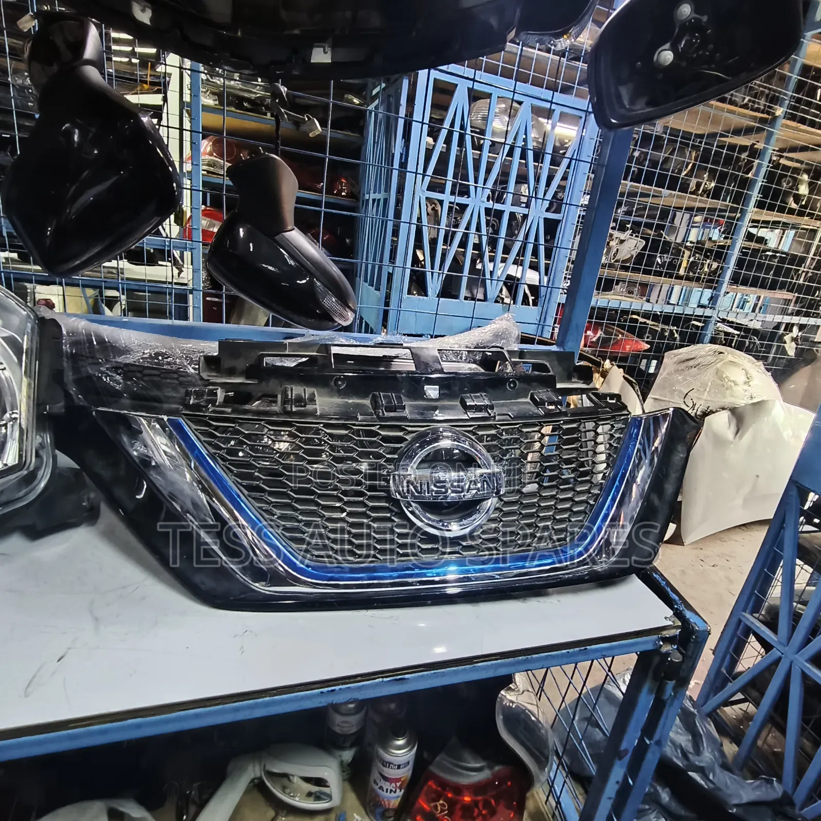 Nissan Note 2015 Grille