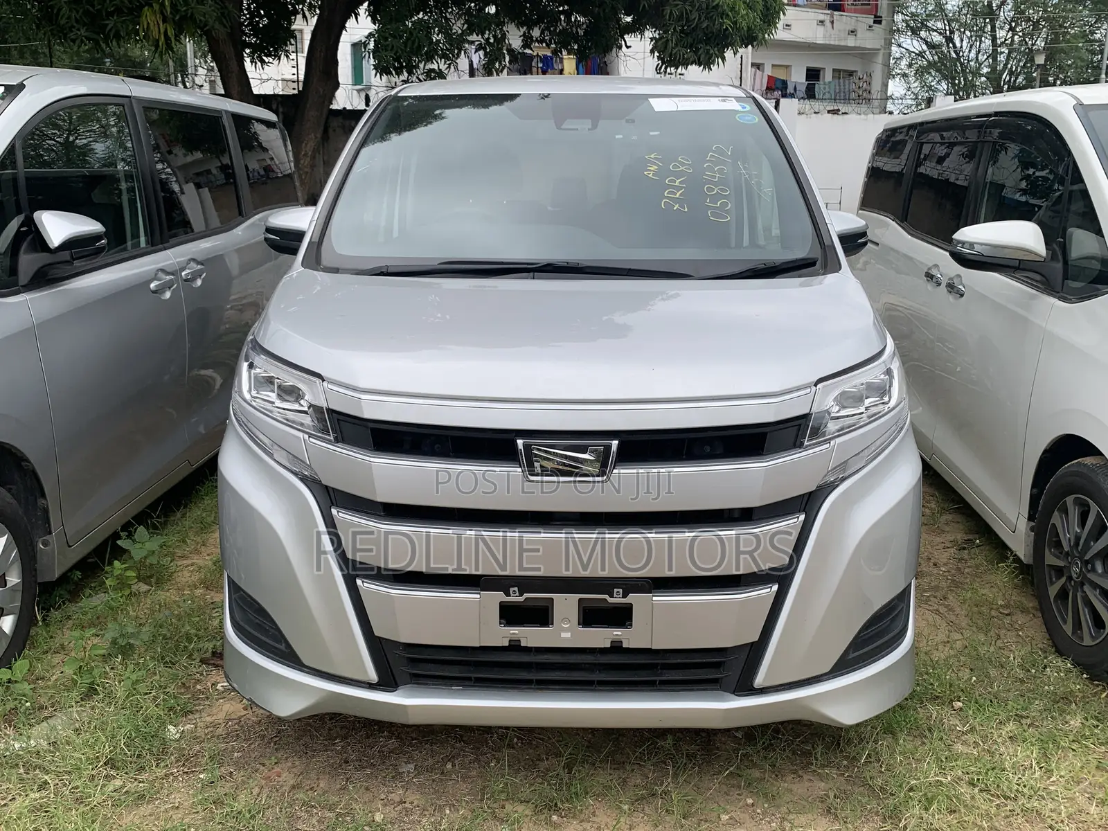 Toyota Noah 2.0 AWD (7 Seater) 2018 Silver