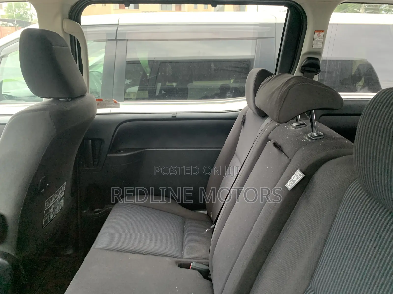 Toyota Voxy 2018 Silver