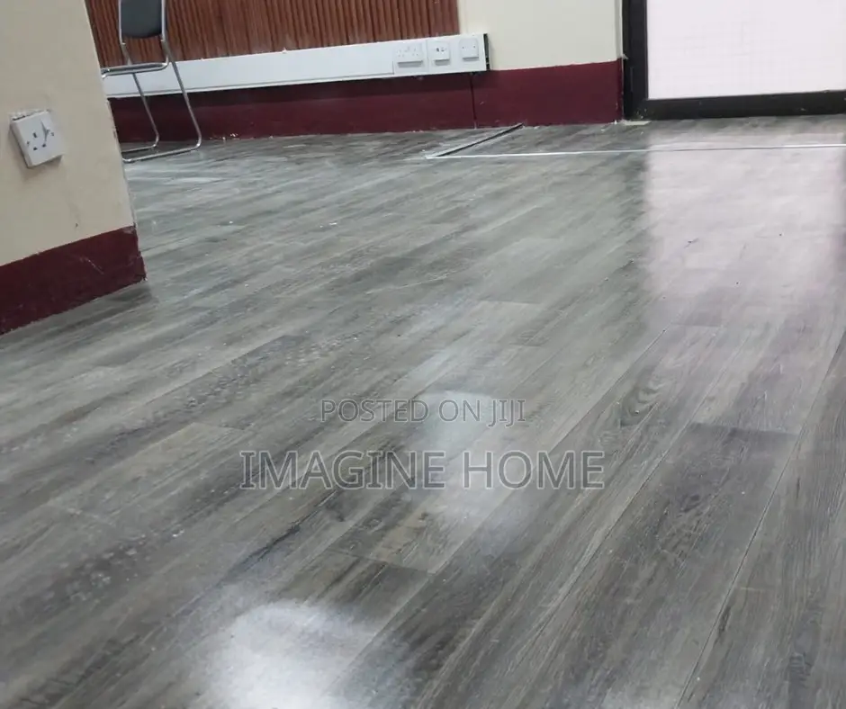 Luxury Vinly Flooring Matt or Mkeka Wa Mbao