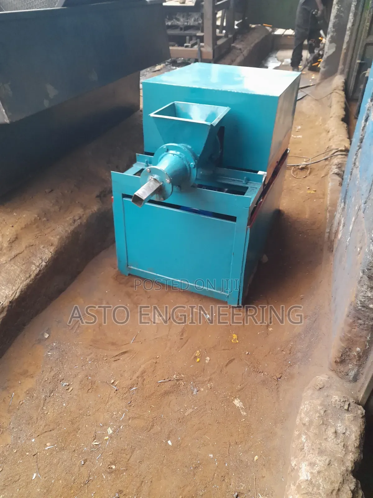 Briquette Extruder Machine