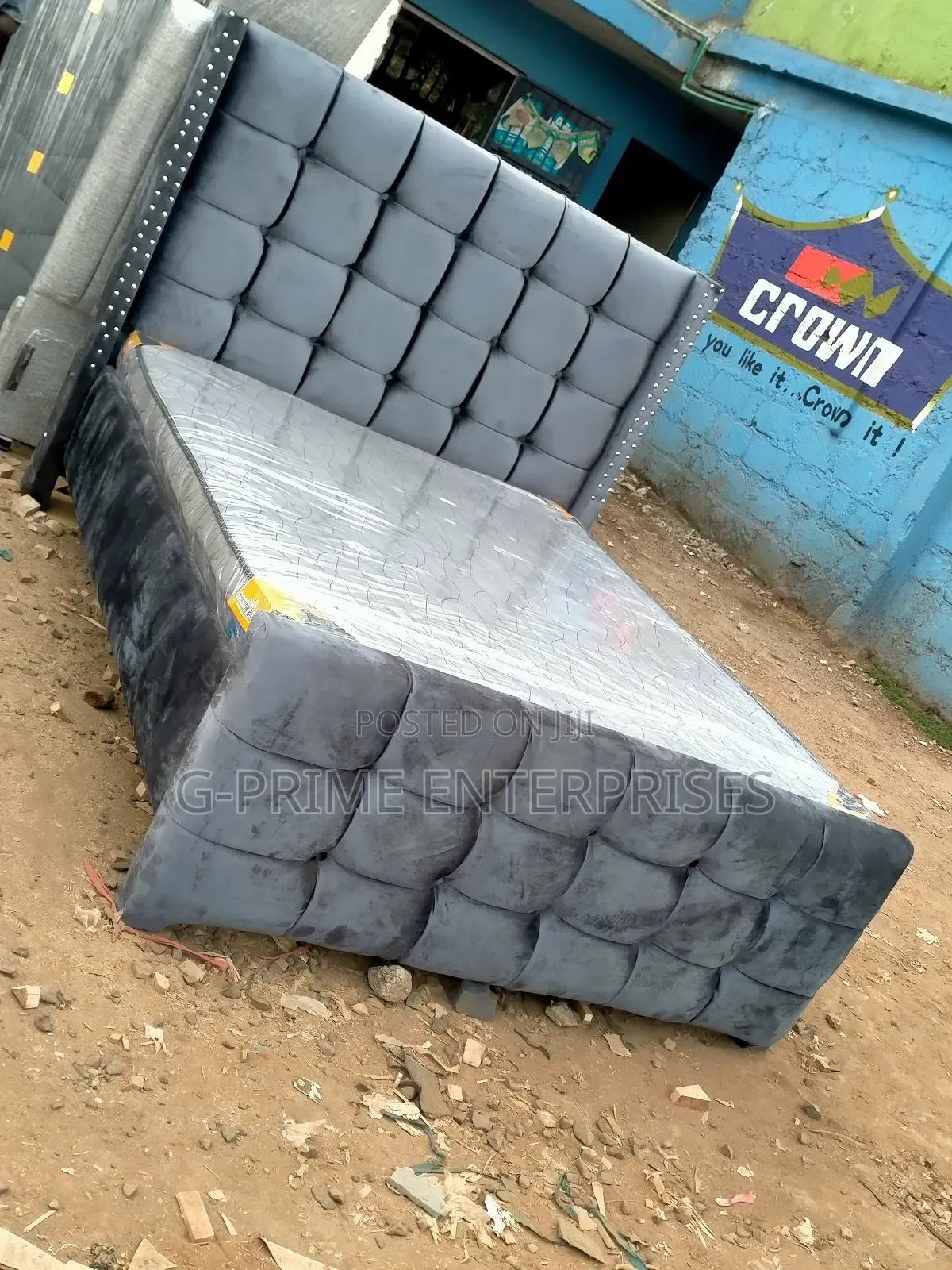 Chester Bed + Mattress
