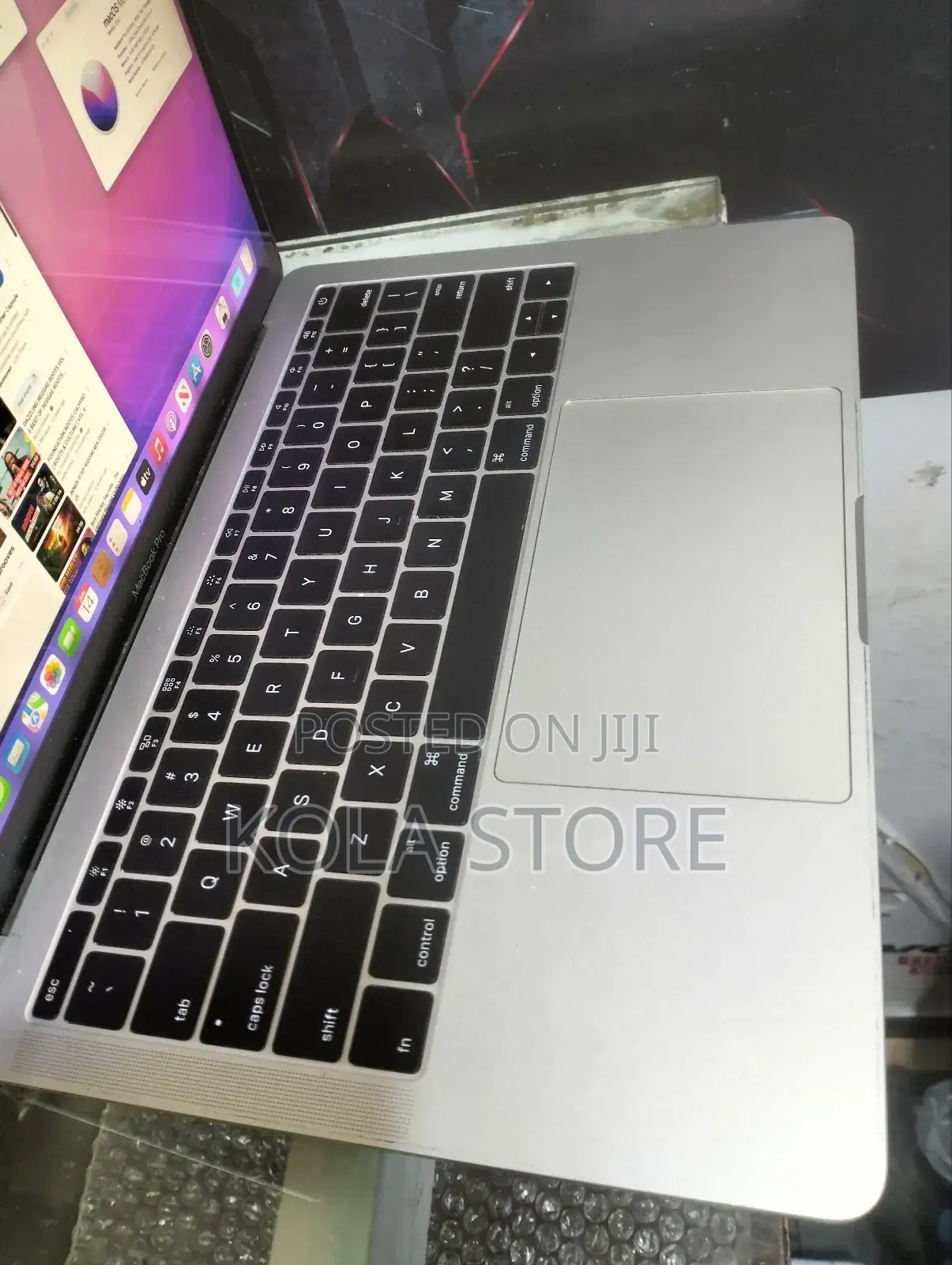 Laptop Apple MacBook Pro 8GB Intel Core I5 SSD 256GB