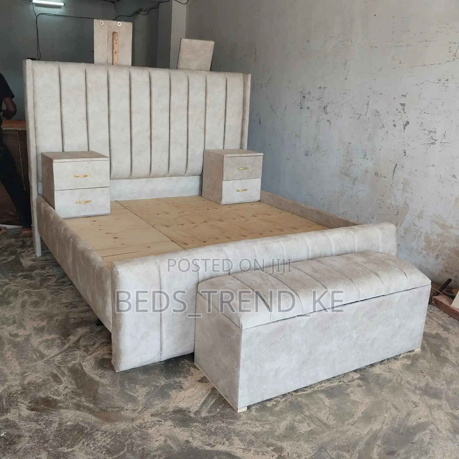 6 by 6 Lined Bed With Side Drawers and an Ottoman