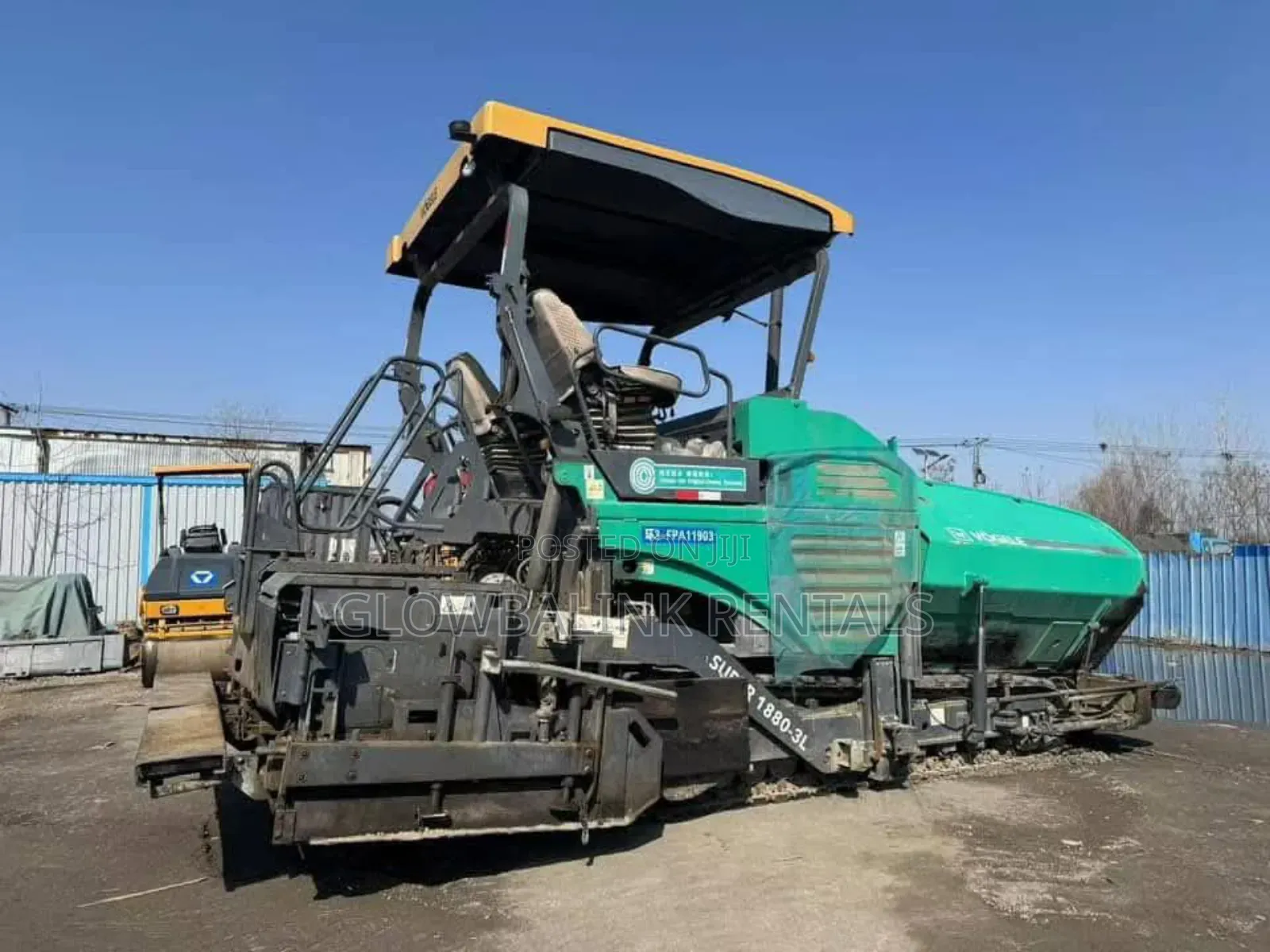 Paver Machine for Hire – Smooth Roads, Guaranteed! 