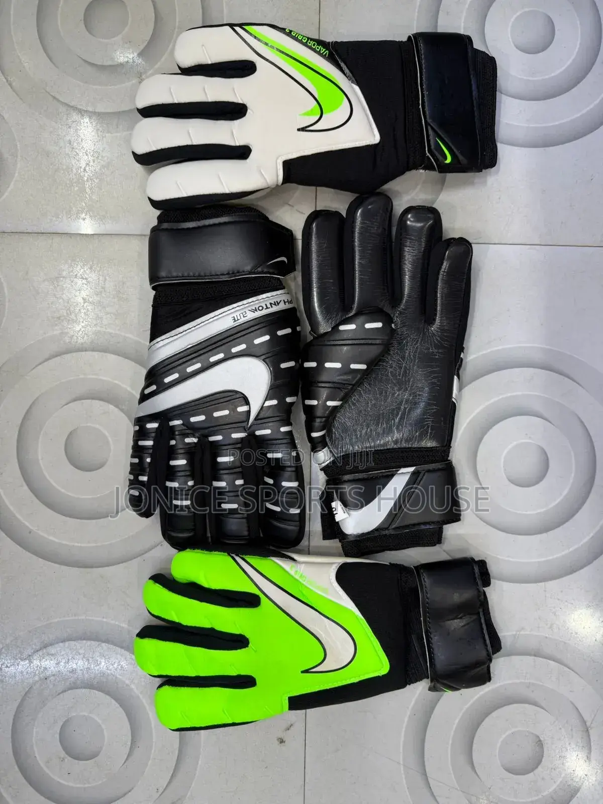 Quality Goalkeeper Gloves