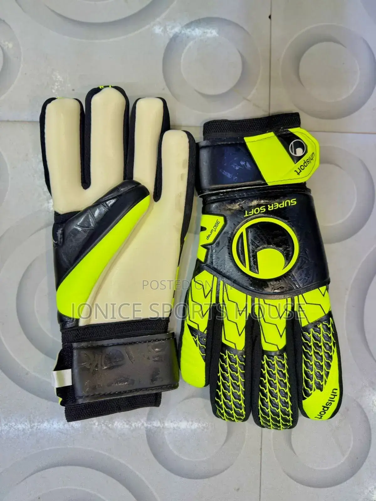 Quality Goalkeeper Gloves