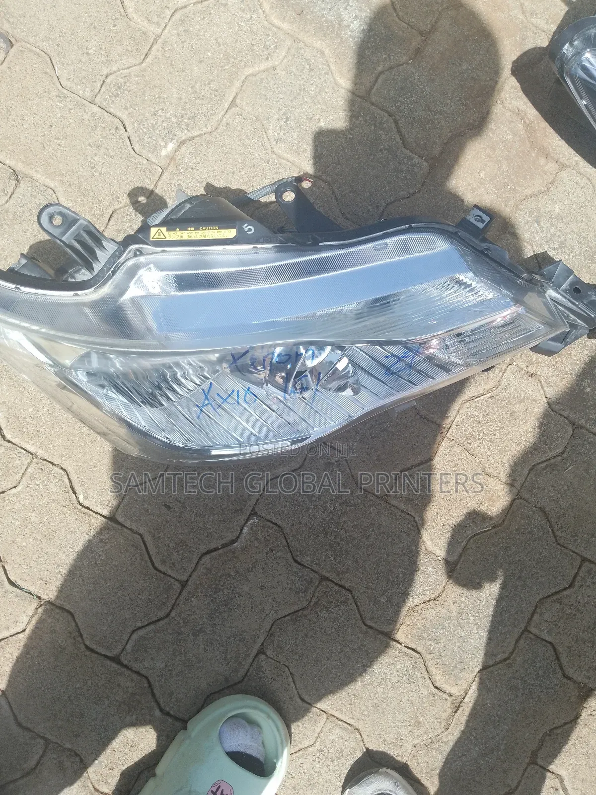 Exquisite Super Standard Toyota Axio 161 Xenon Headlight