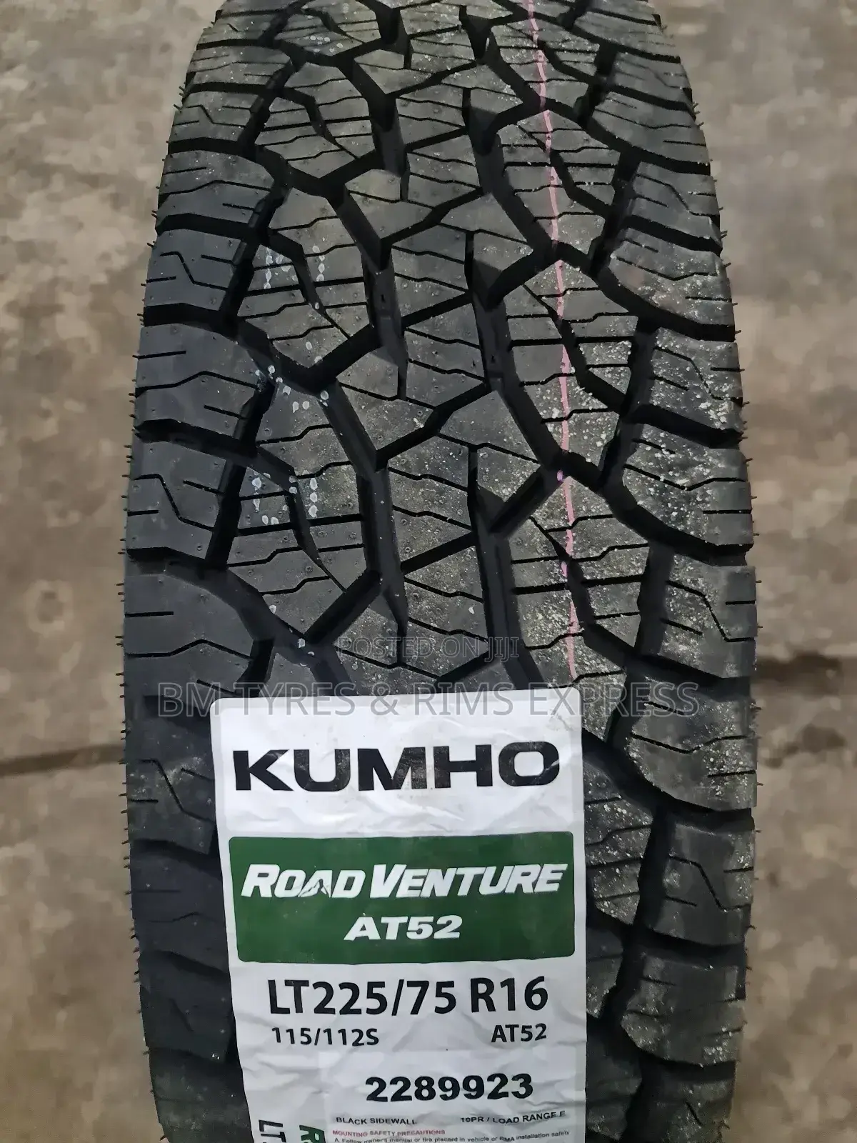 225 /75 R16 Khumo Tyres (Korea) Commercial.