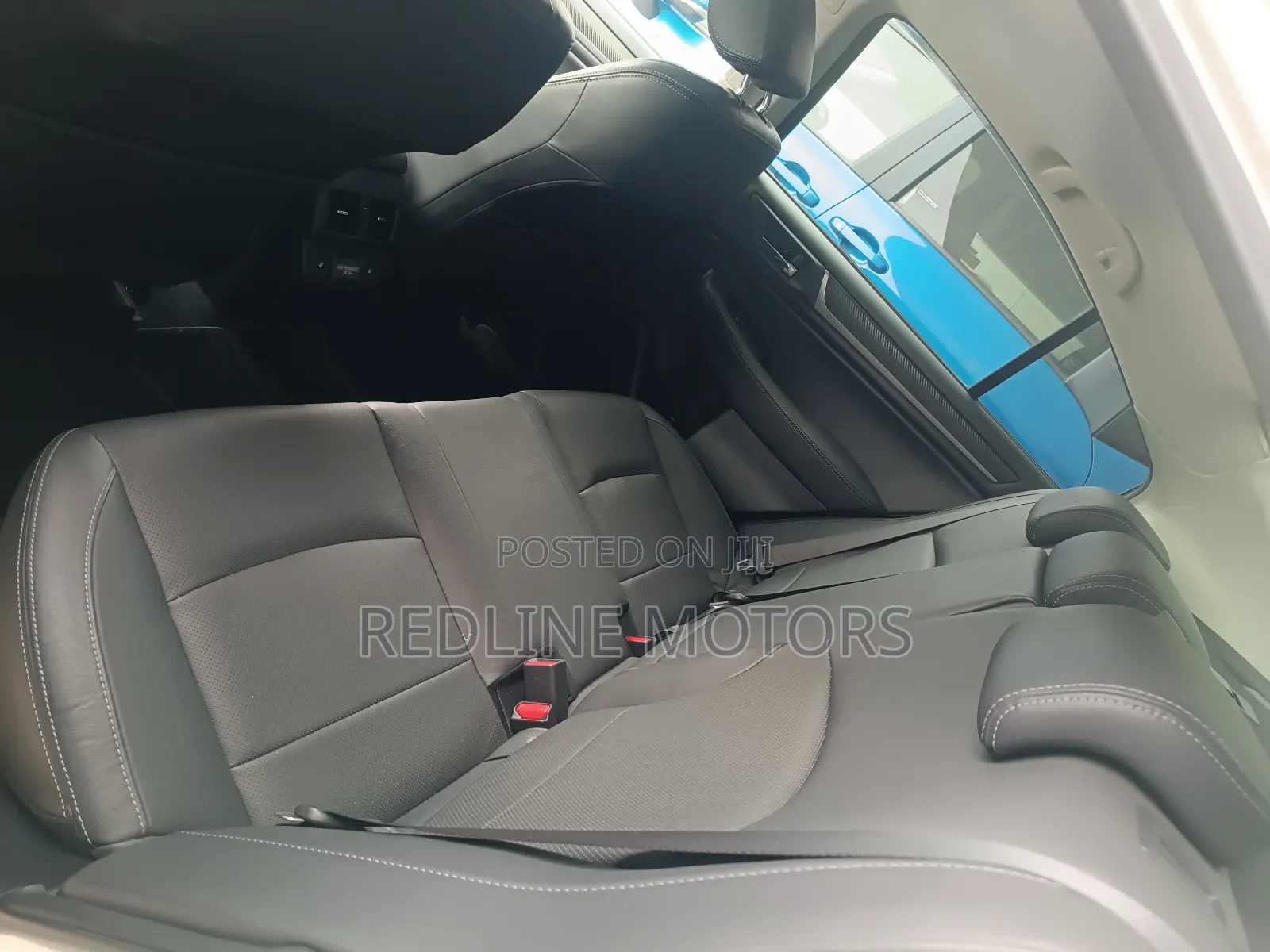 Subaru Legacy 2018 White