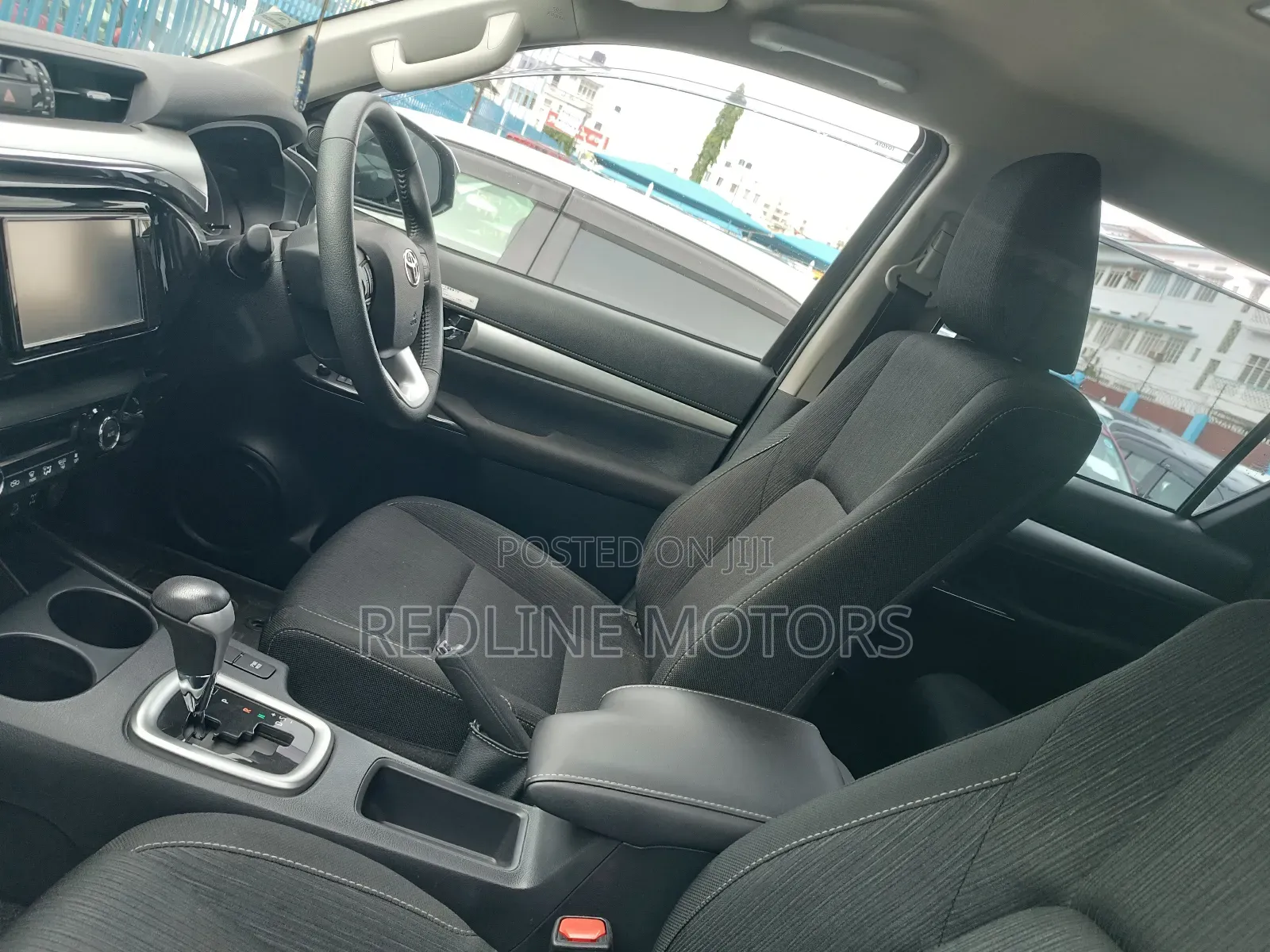 Toyota Hilux 2018 Black