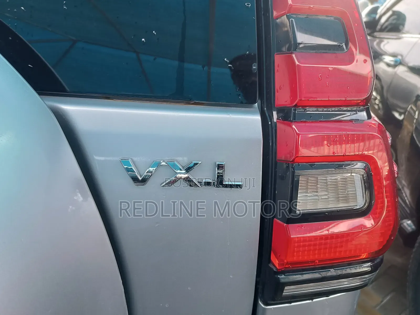 Toyota Land Cruiser Prado 2018 Silver