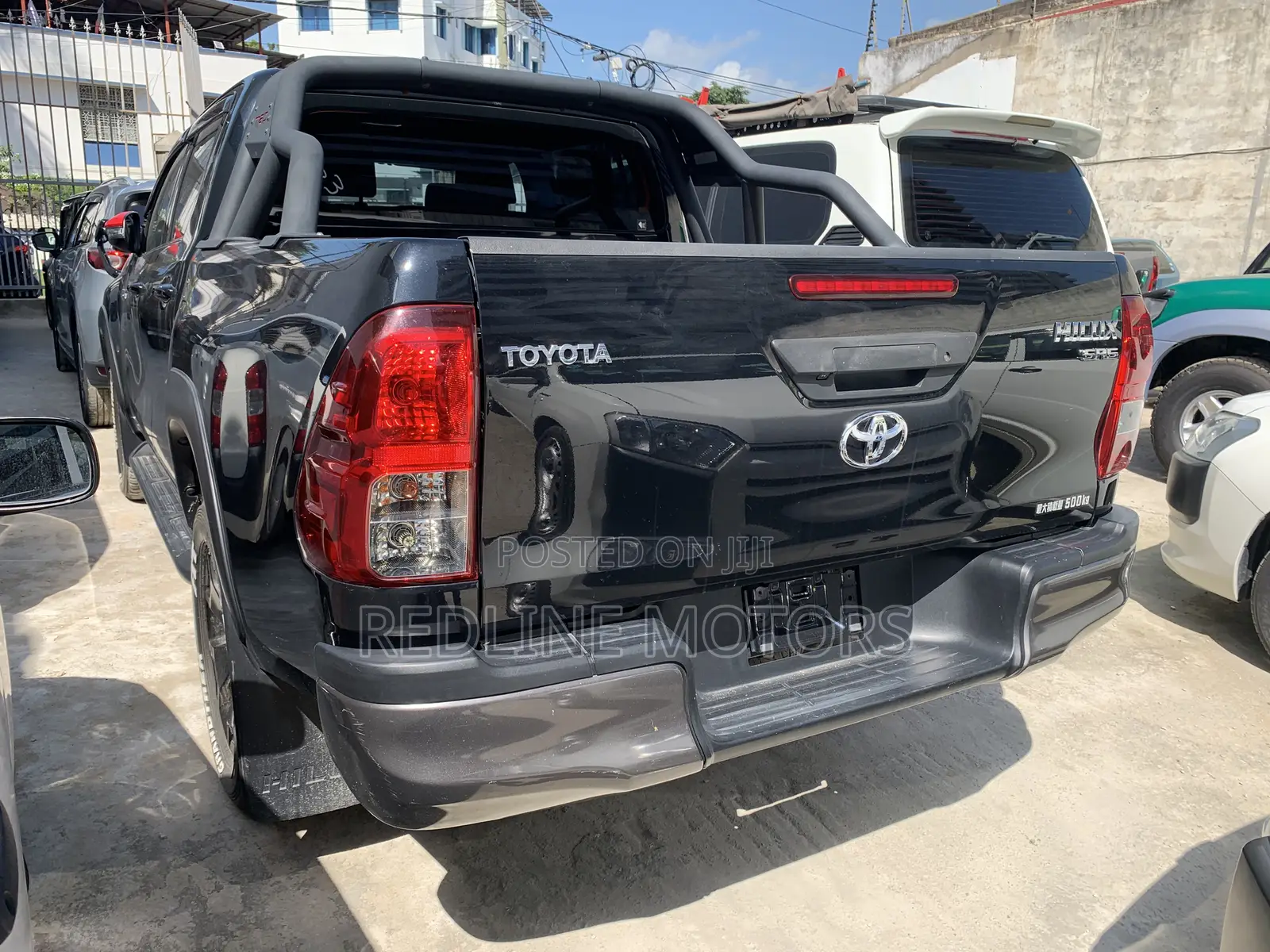Toyota Hilux SR5 4x4 2018 Black