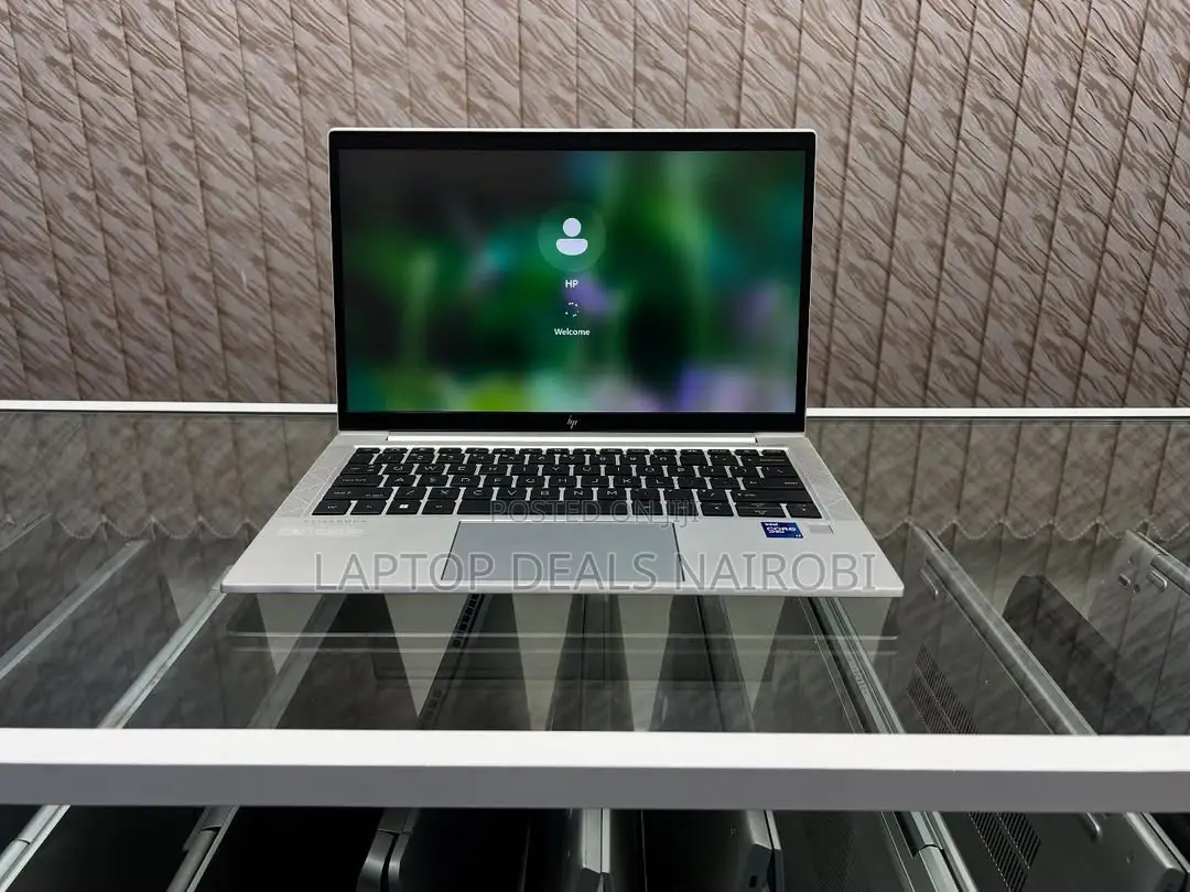 Laptop HP EliteBook 830 G8 16GB Intel Core I5 SSD 512GB