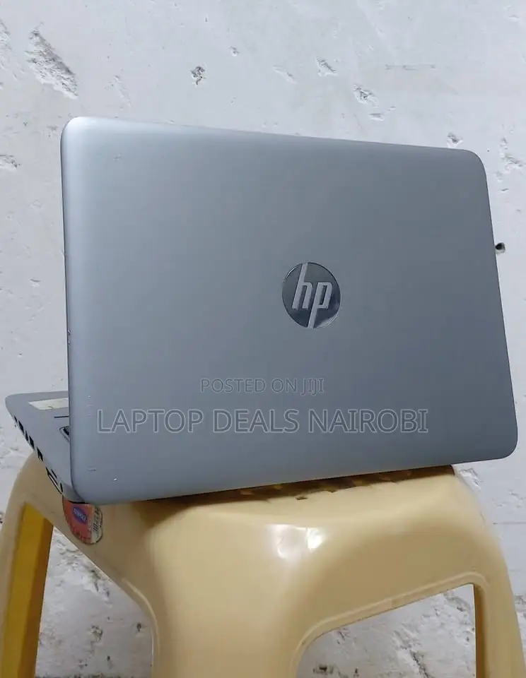 Laptop HP EliteBook 820 G3 8GB Intel Core I5 SSD 256GB